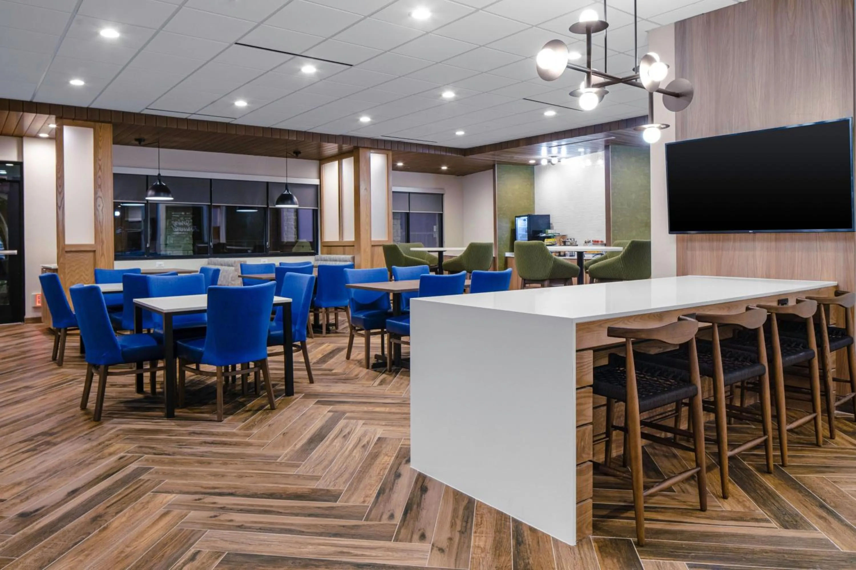 Breakfast in Fairfield Inn & Suites by Marriott Corinth South Denton Area