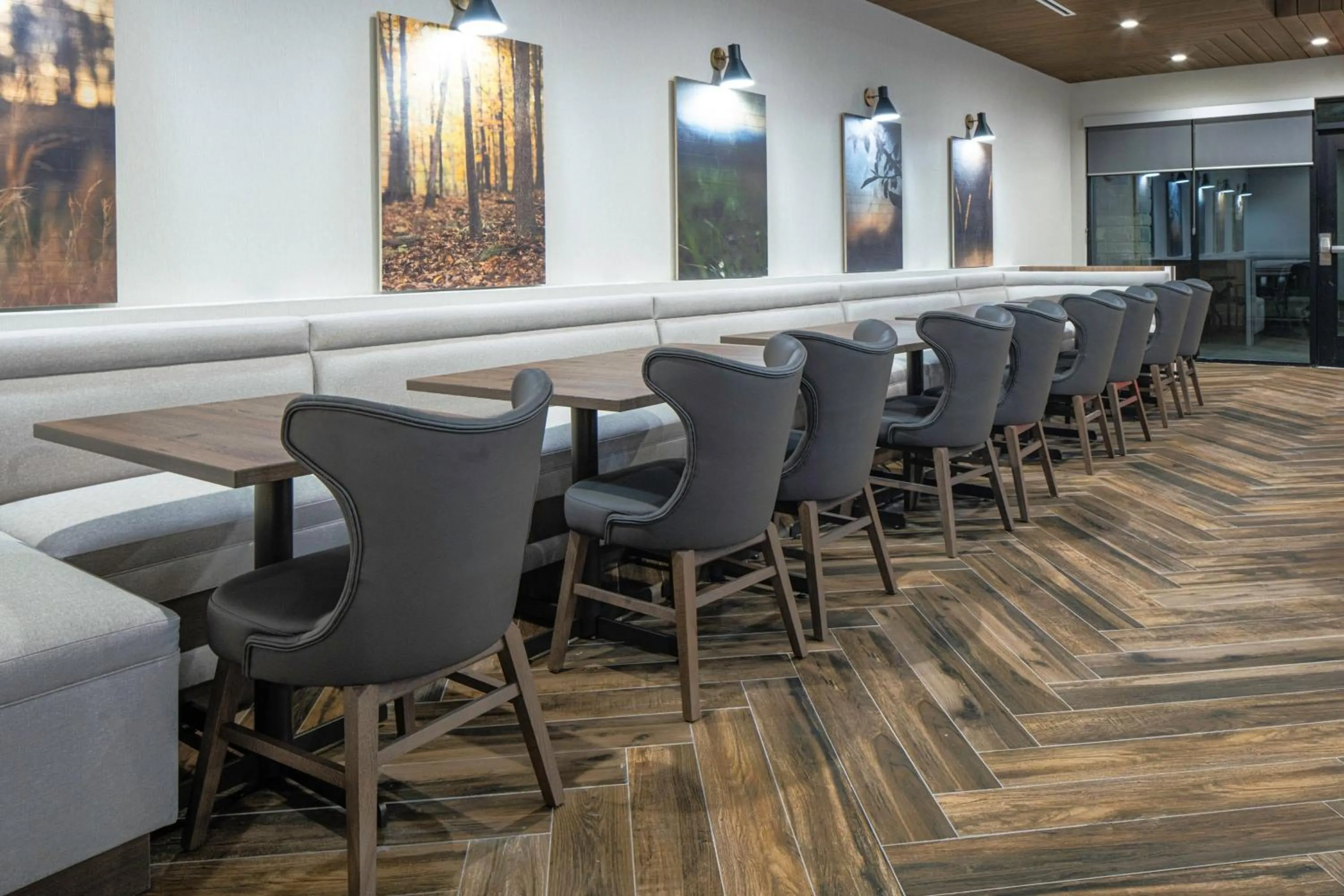 Breakfast in Fairfield Inn & Suites by Marriott Corinth South Denton Area