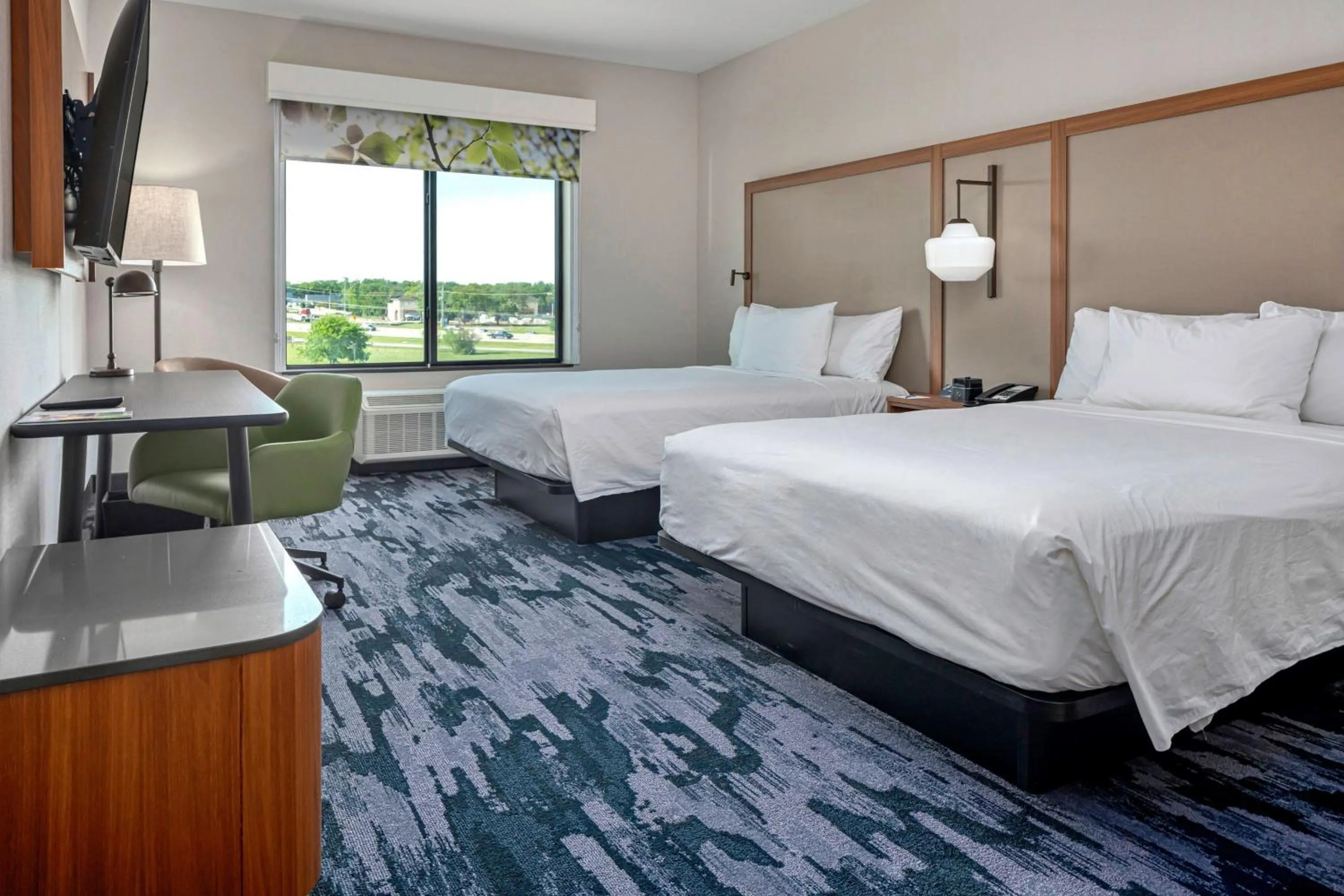 Photo of the whole room, Bed in Fairfield Inn & Suites by Marriott Corinth South Denton Area