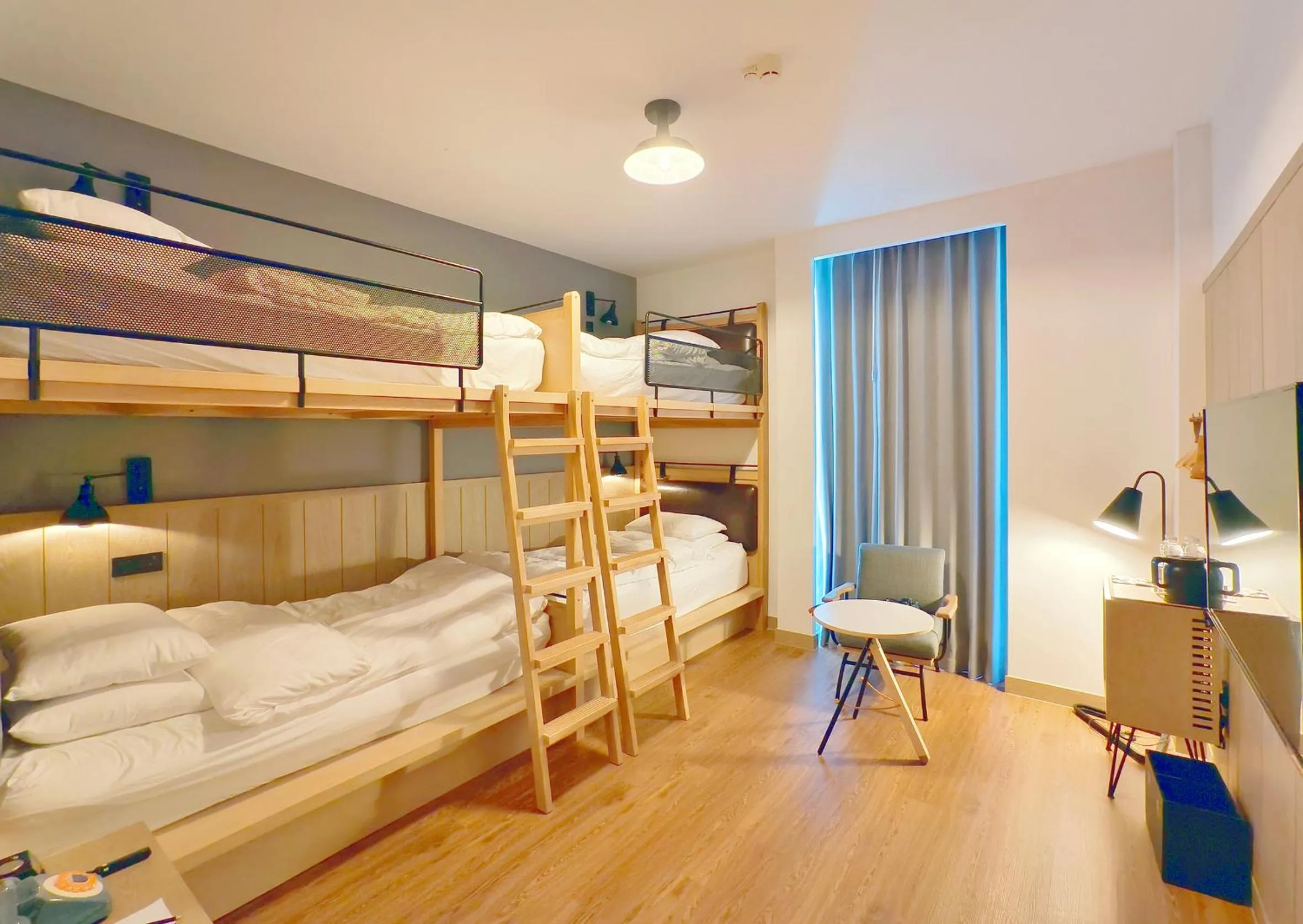 Bed in Moxy Nanjing Jiangning