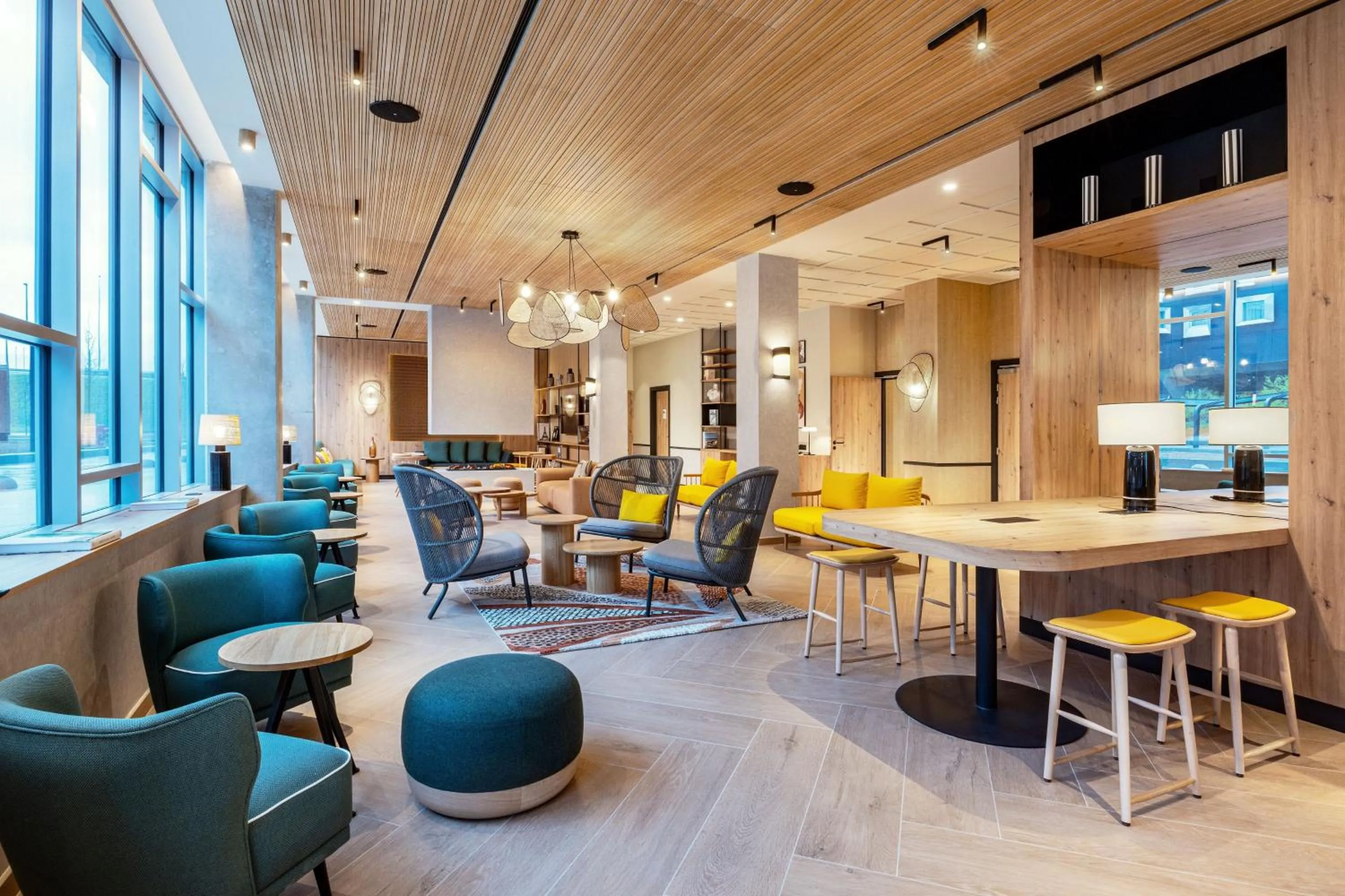 Lounge or bar in Residence Inn by Marriott Paris Charles de Gaulle Central Airport