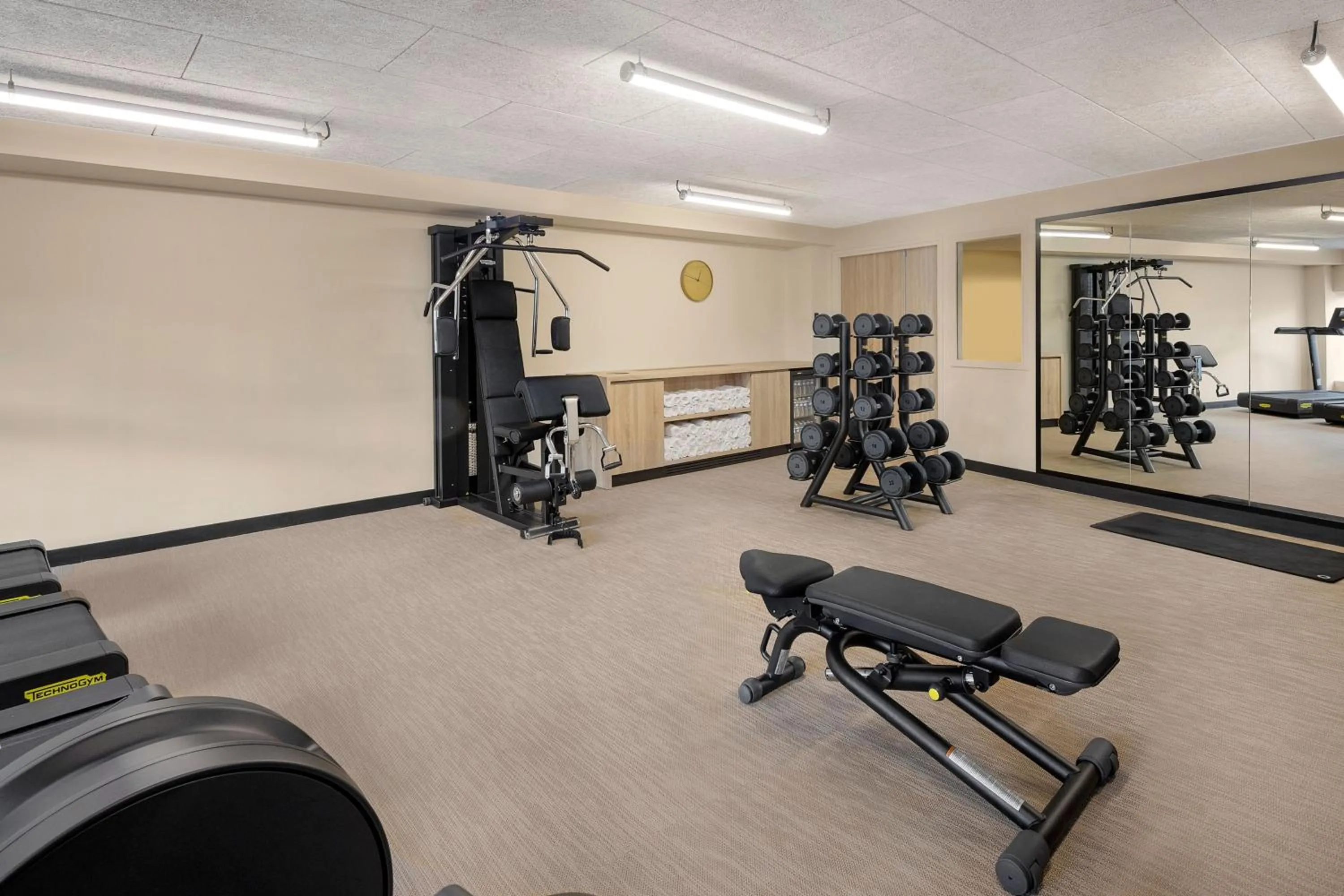 Fitness centre/facilities in Residence Inn by Marriott Paris Charles de Gaulle Central Airport