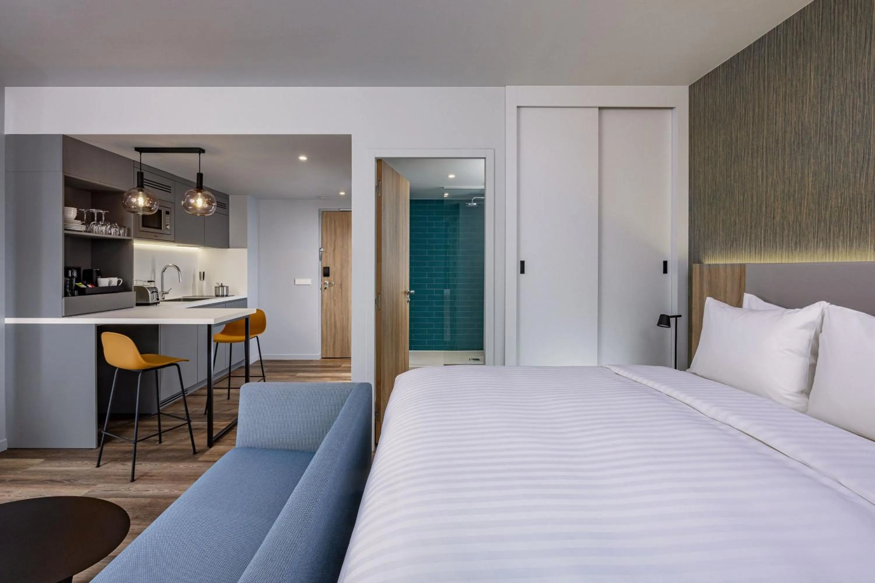Photo of the whole room, Bed in Residence Inn by Marriott Paris Charles de Gaulle Central Airport