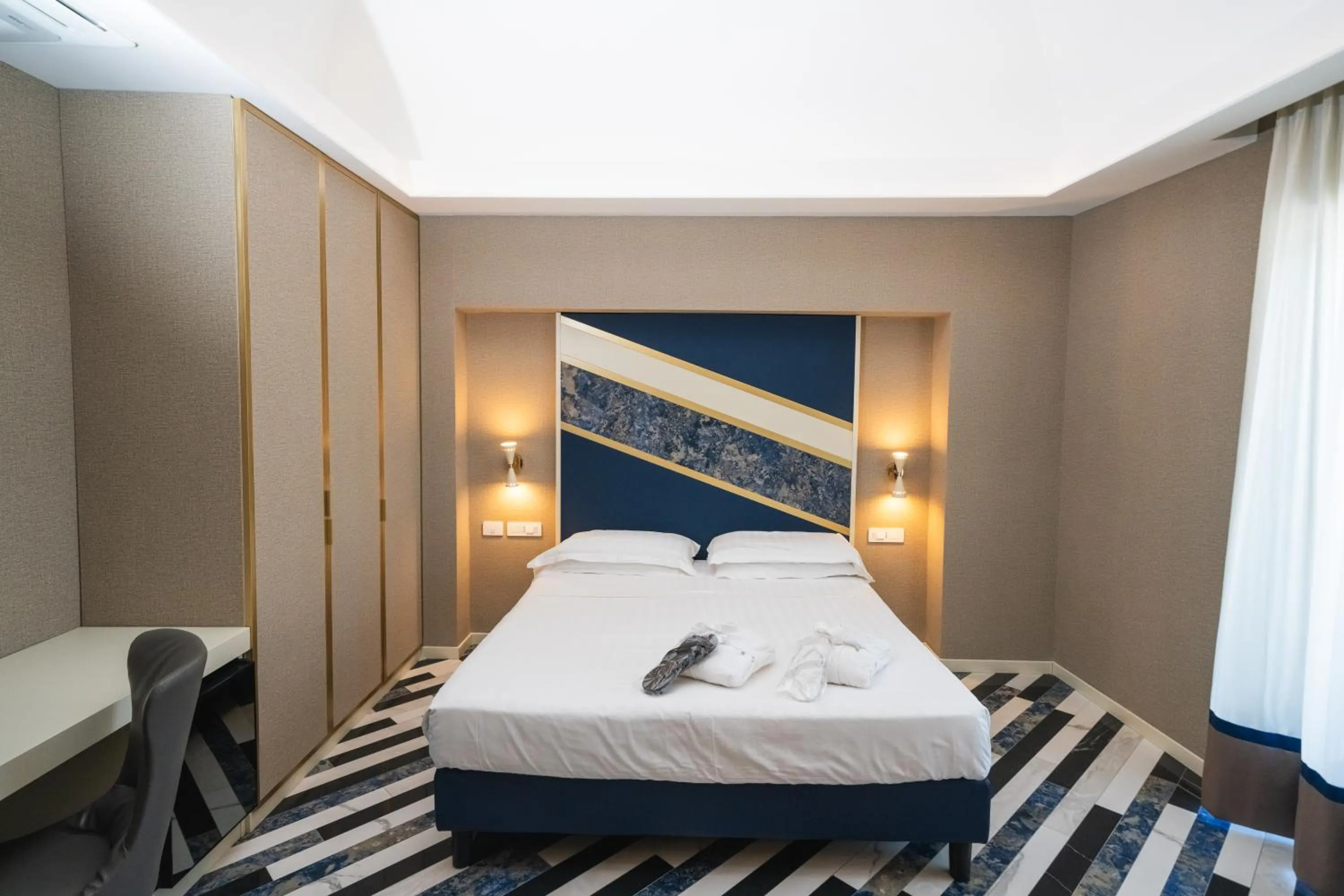 Bed in Hotel Cala Moresca