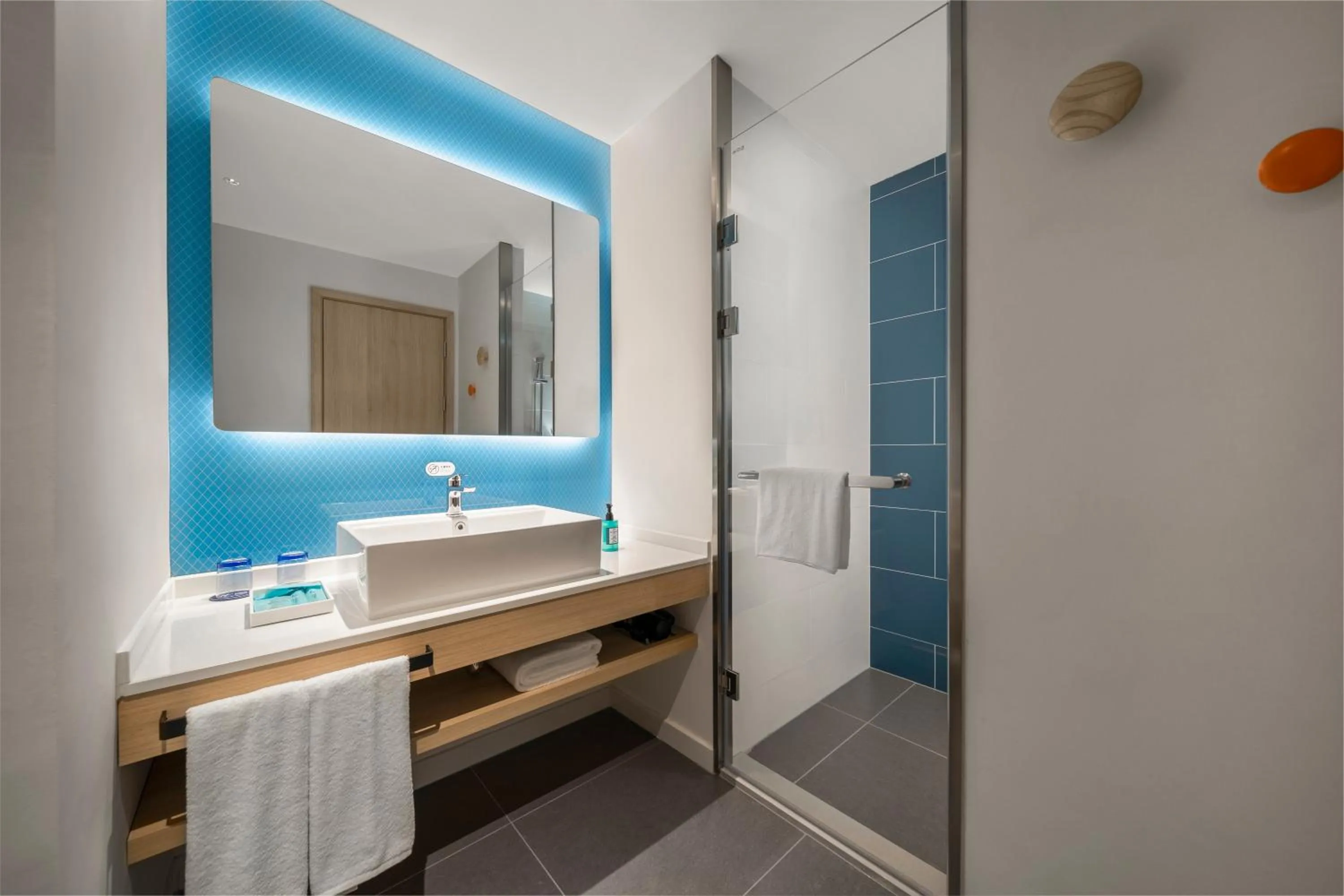 Bathroom in Holiday Inn Express Nanchang Riverside by IHG