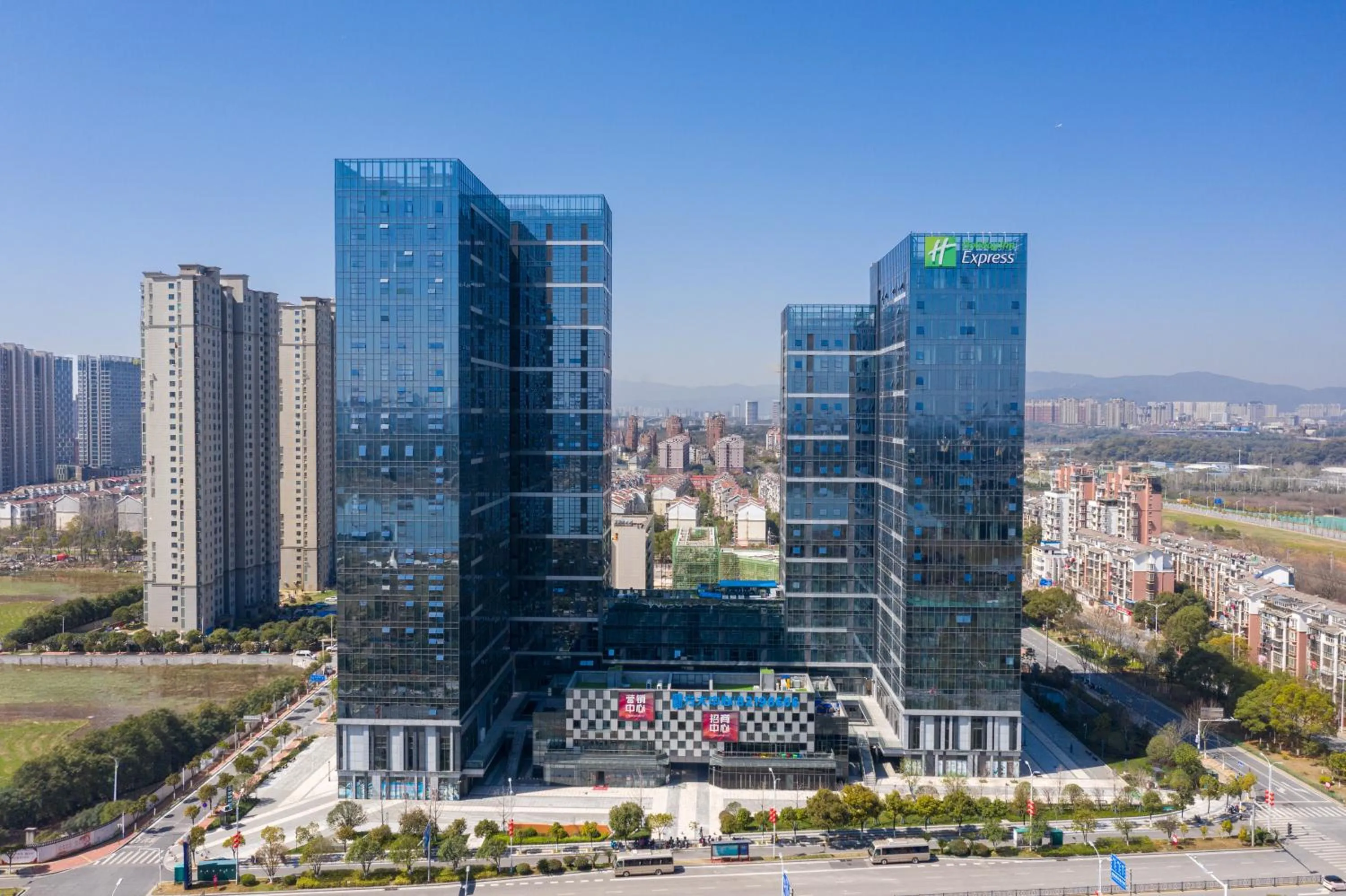 Property building in Holiday Inn Express Nanchang Riverside by IHG
