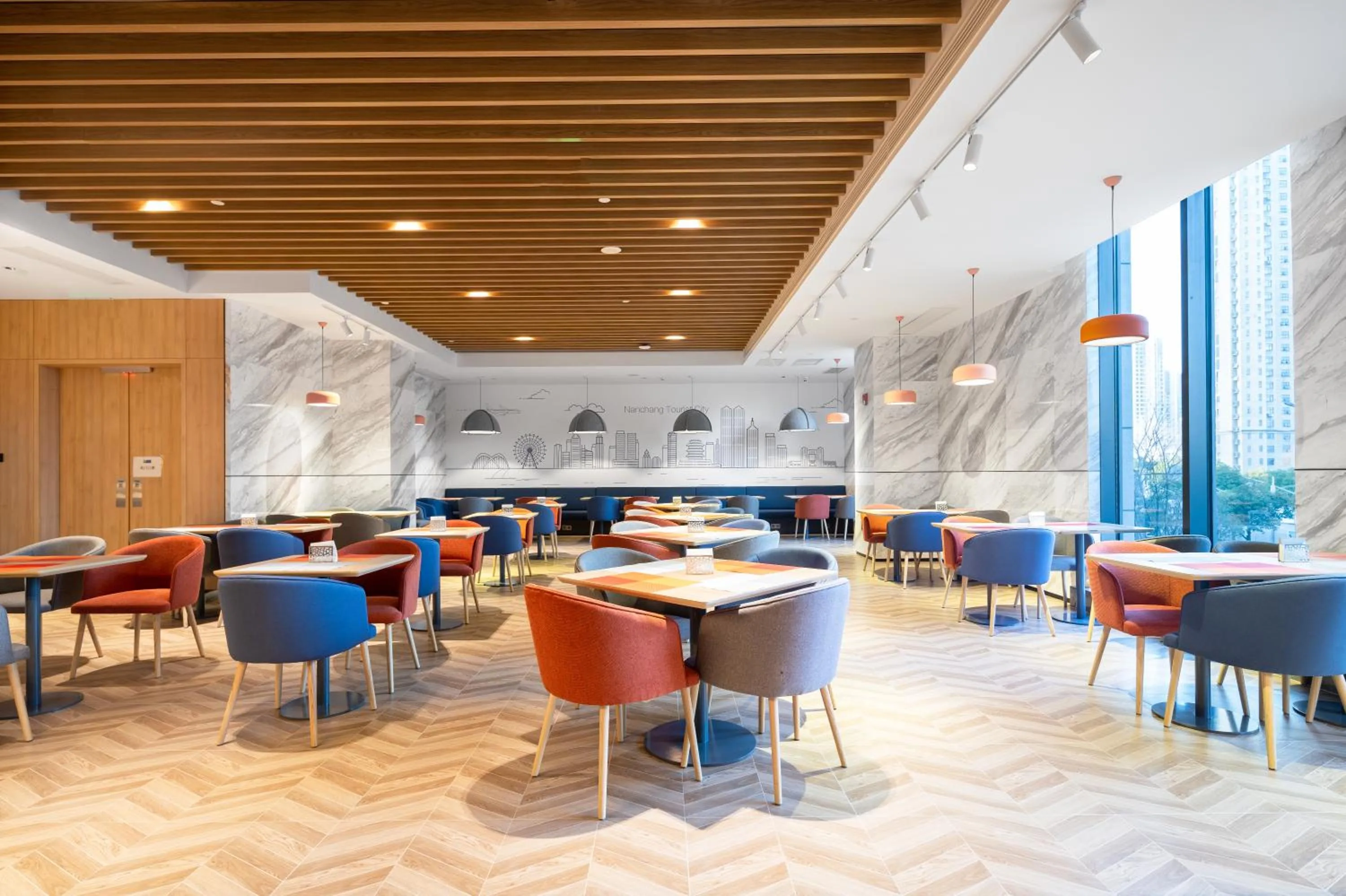 Restaurant/places to eat in Holiday Inn Express Nanchang Riverside by IHG