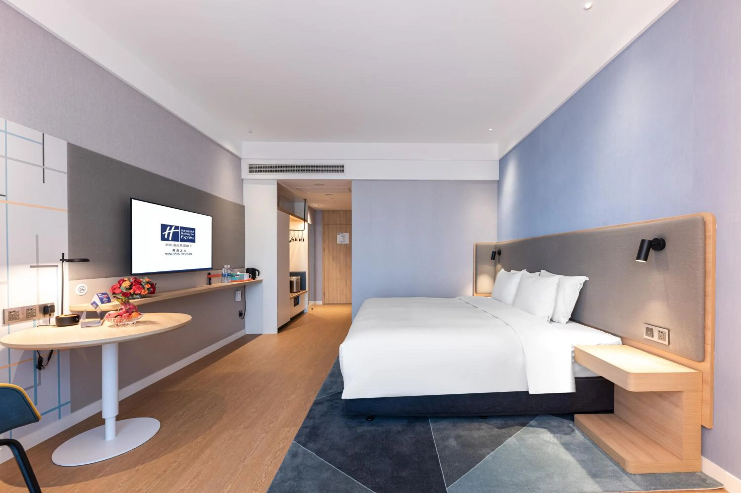 hair dresser, Bed in Holiday Inn Express Nanchang Riverside by IHG