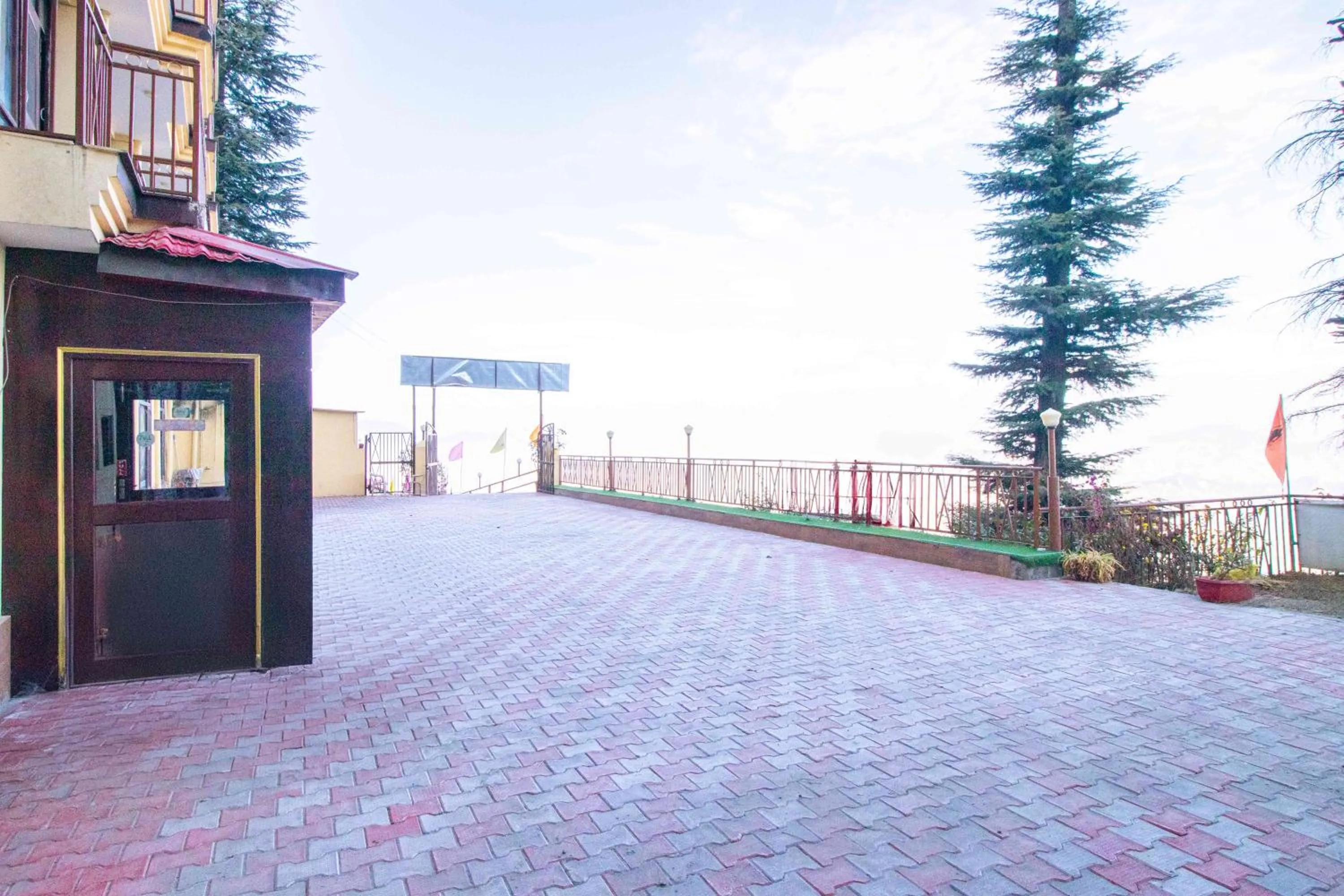 Parking in Treebo Shimla Ayurvedic Retreat, Kufri - Pure Veg