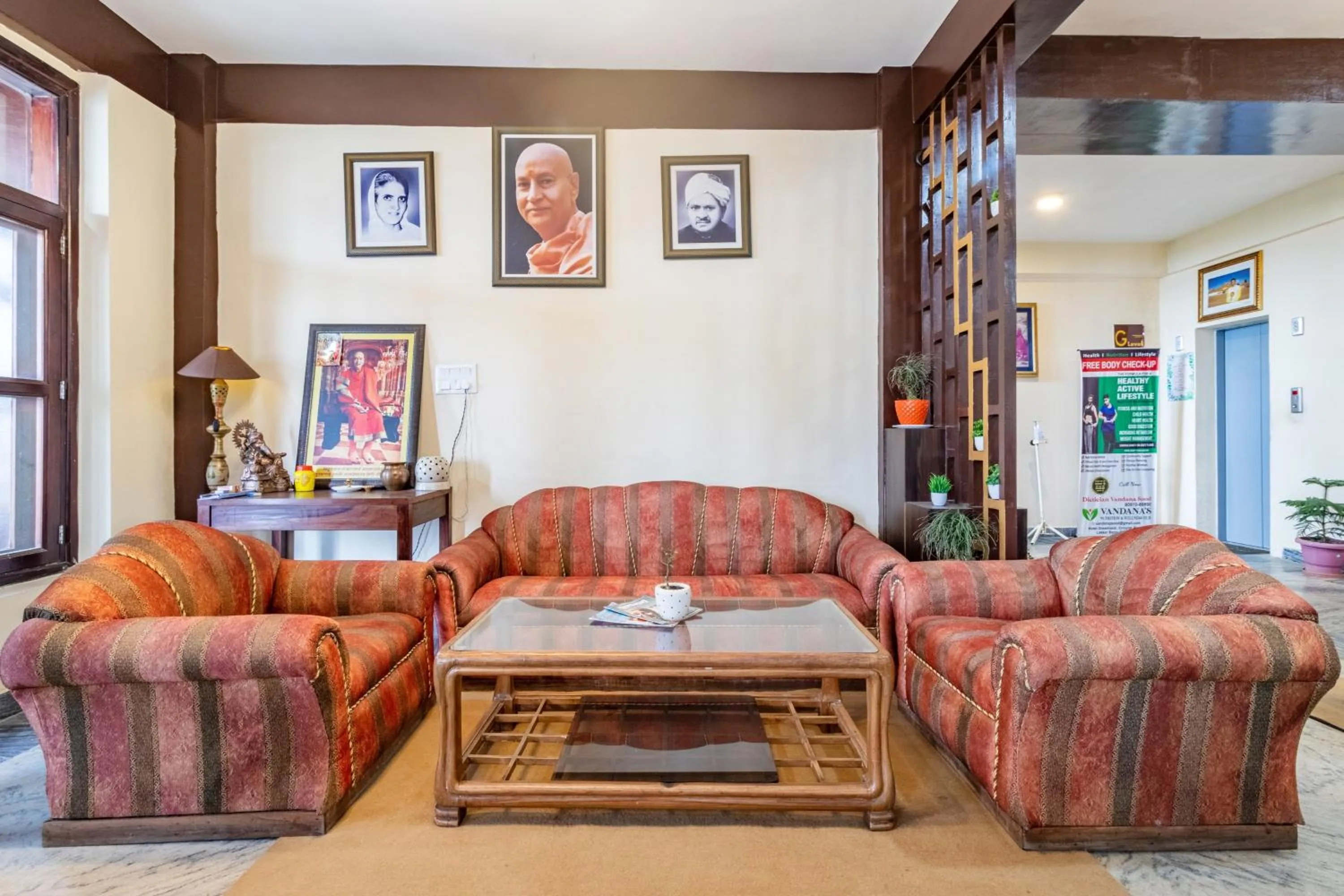 Seating area in Treebo Shimla Ayurvedic Retreat, Kufri - Pure Veg