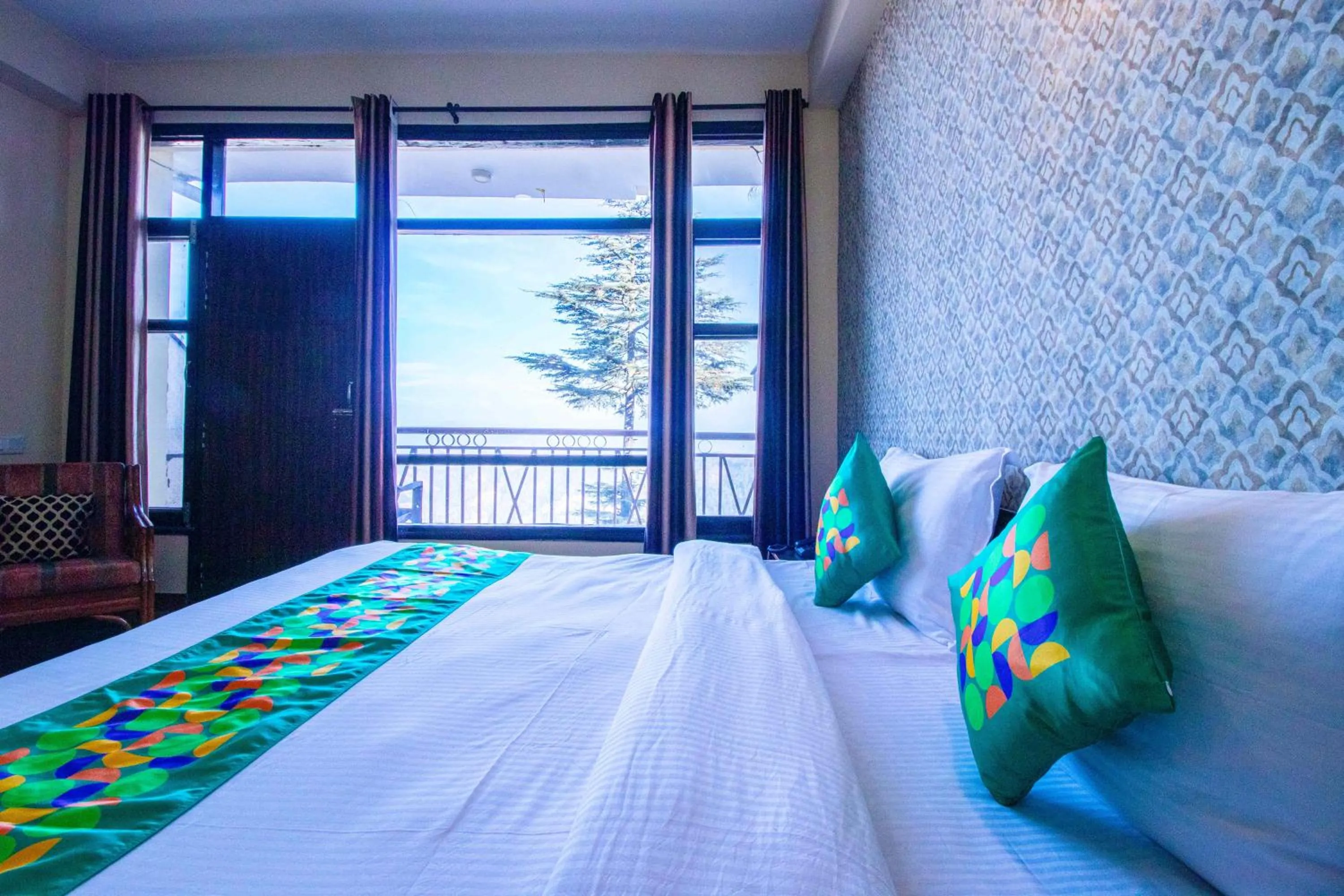 Bedroom, Bed in Treebo Shimla Ayurvedic Retreat, Kufri - Pure Veg