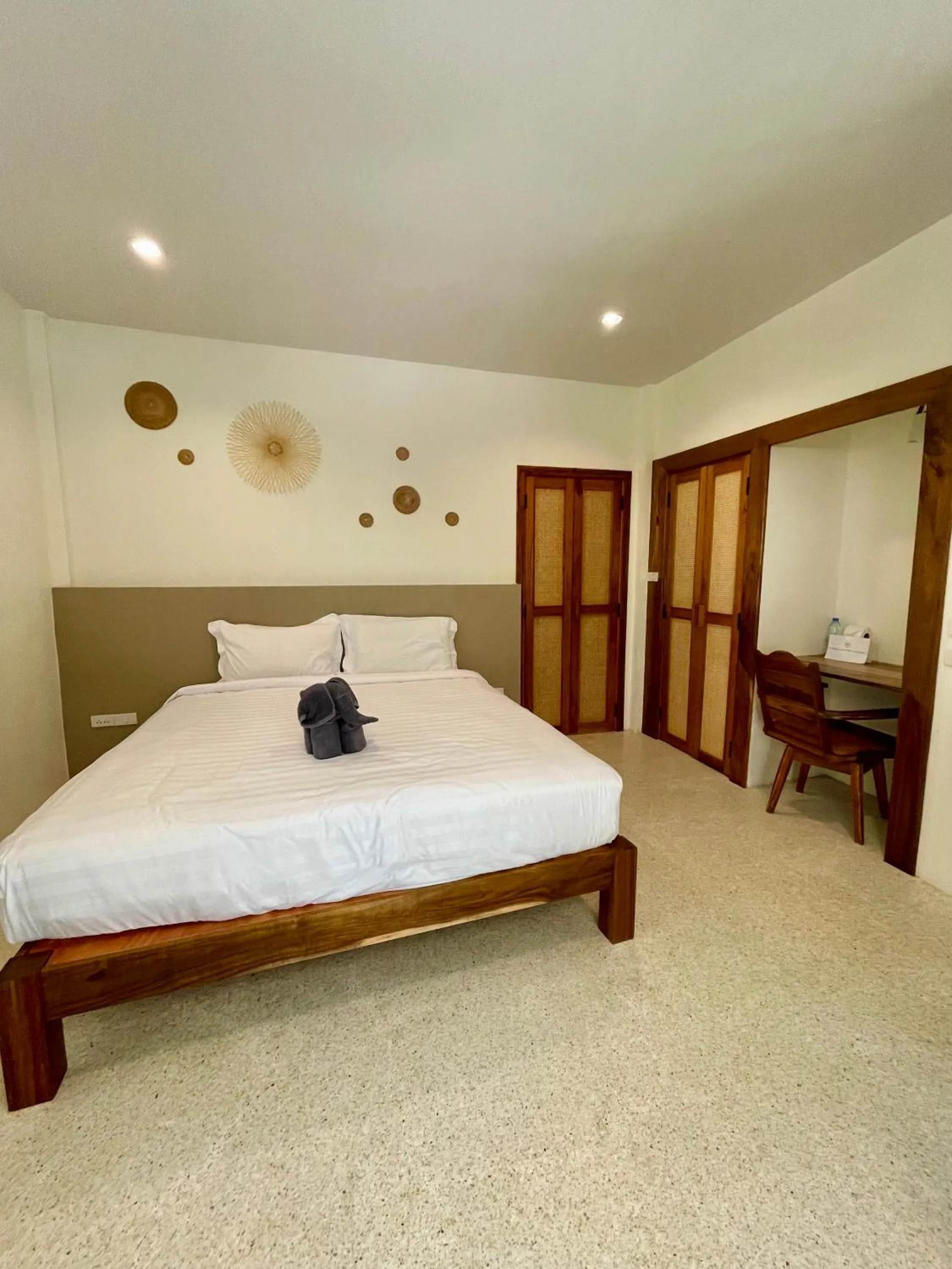 Bed in Marina Resort Koh Phayam Ranong