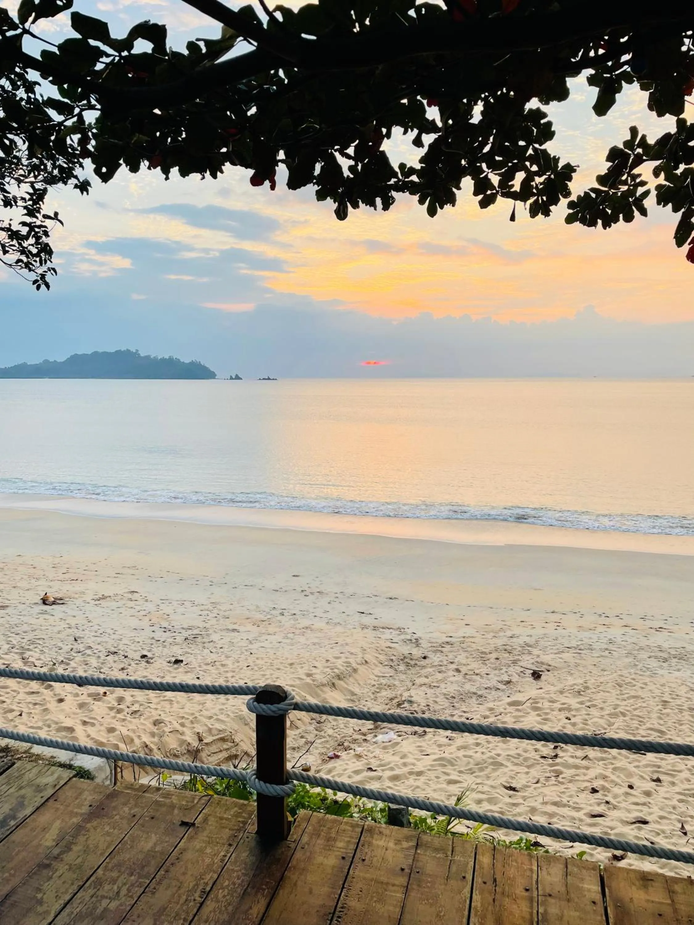 Marina Resort Koh Phayam Ranong