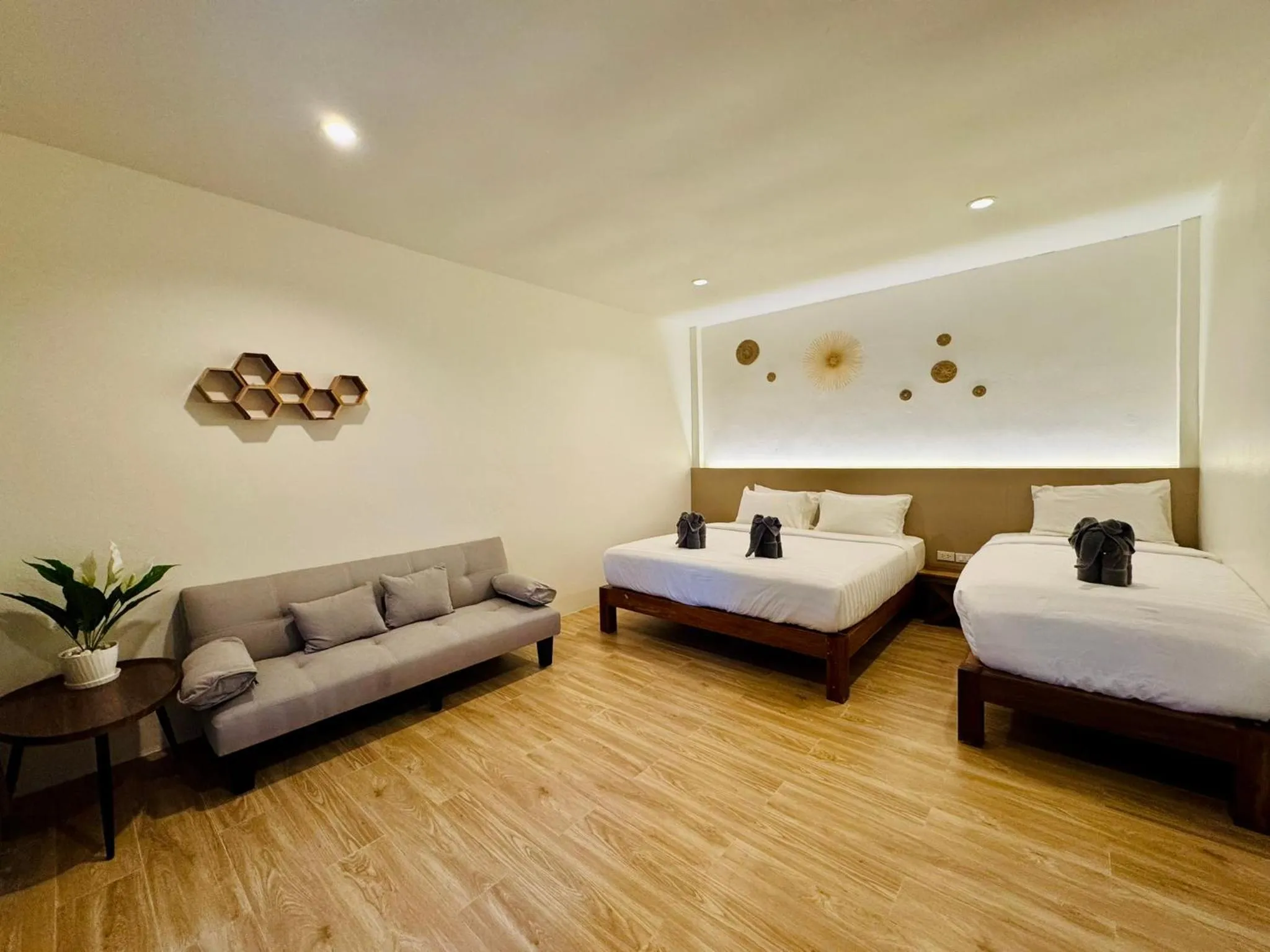 Bed in Marina Resort Koh Phayam Ranong