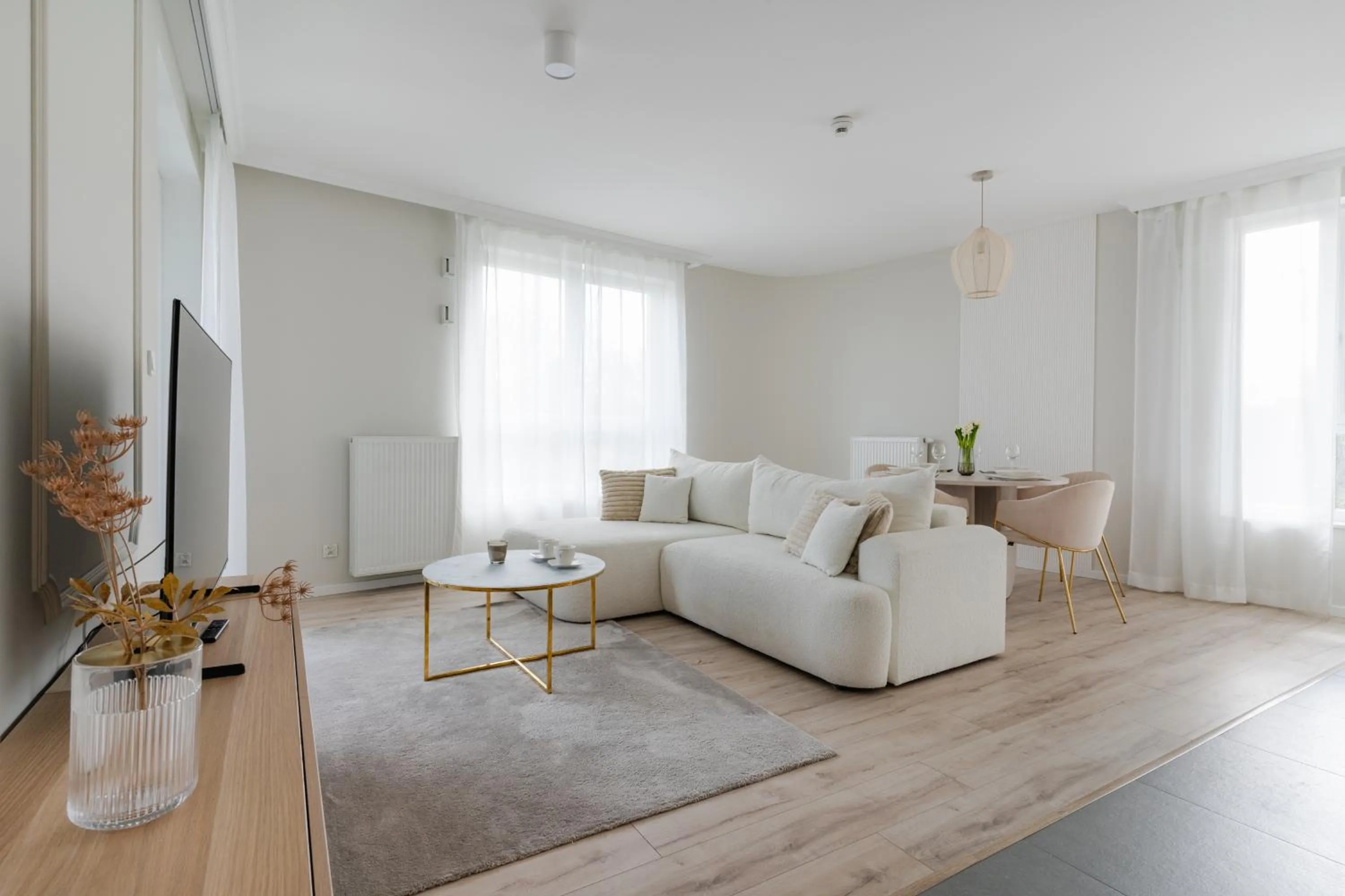 Symphony Modern Tower Apartamenty