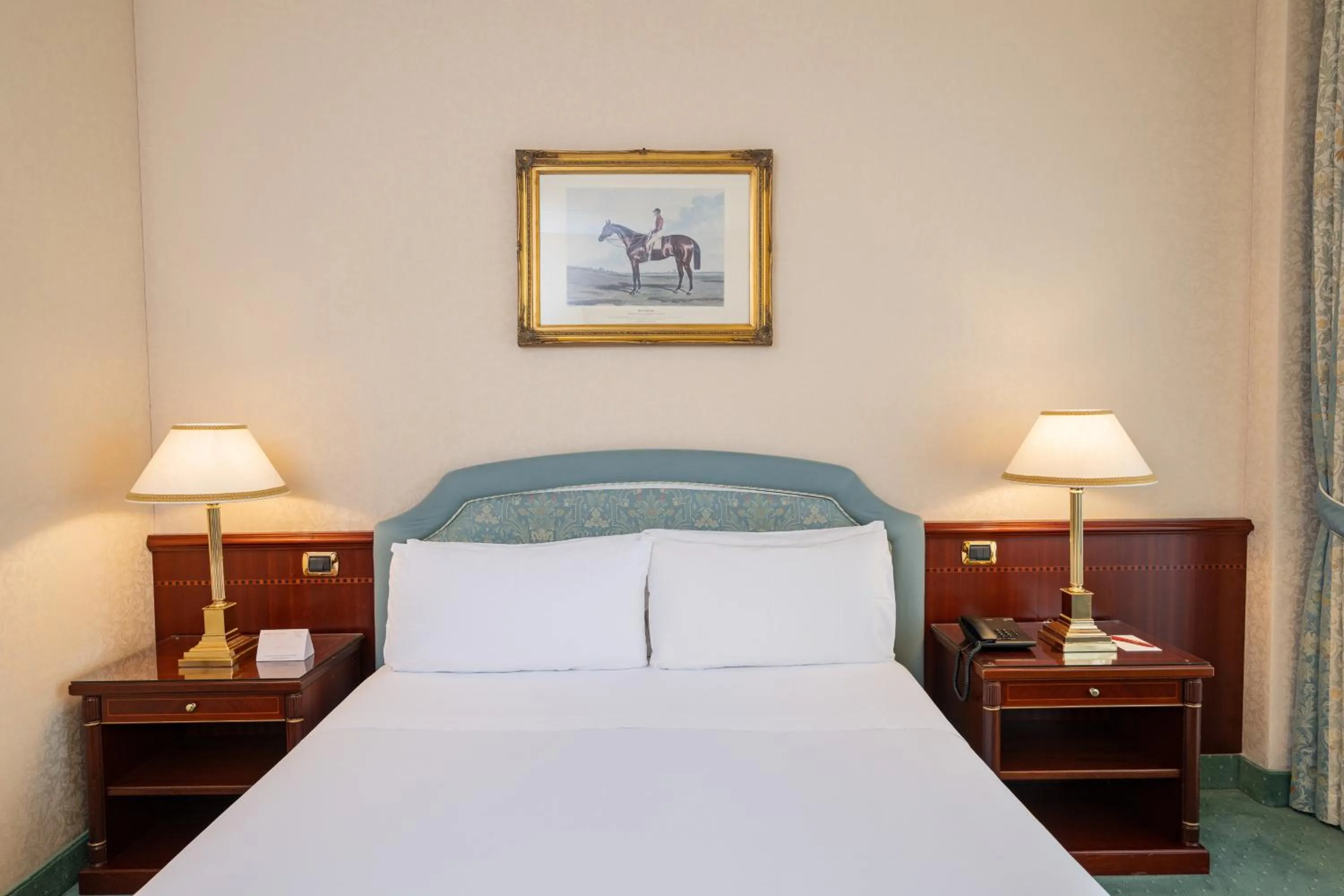 Bed in Royal Hotel Carlton