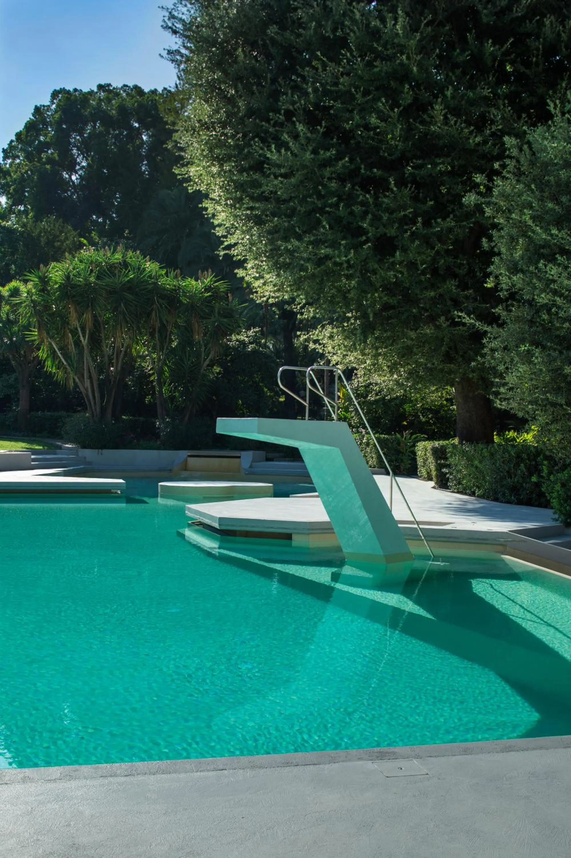 Swimming pool in Parco dei Principi