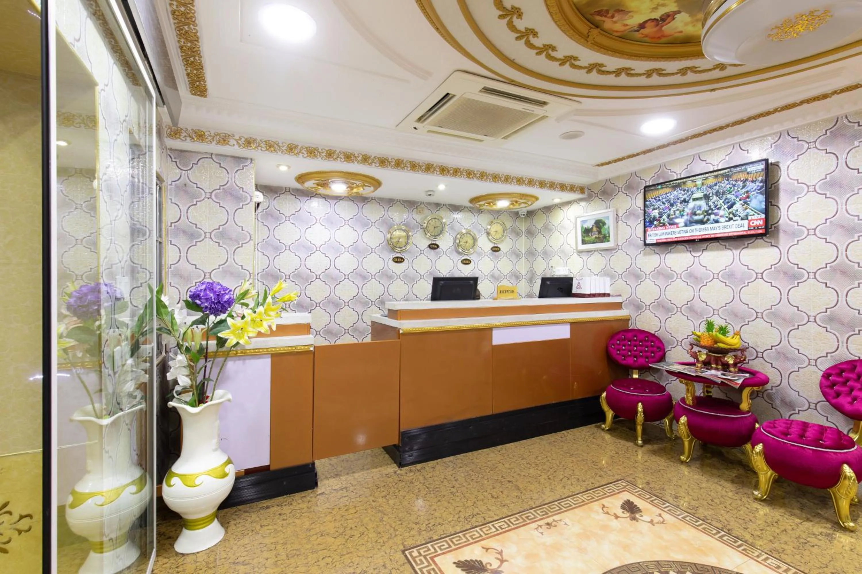 Lobby or reception in Amazing Grace Hotel & Suites