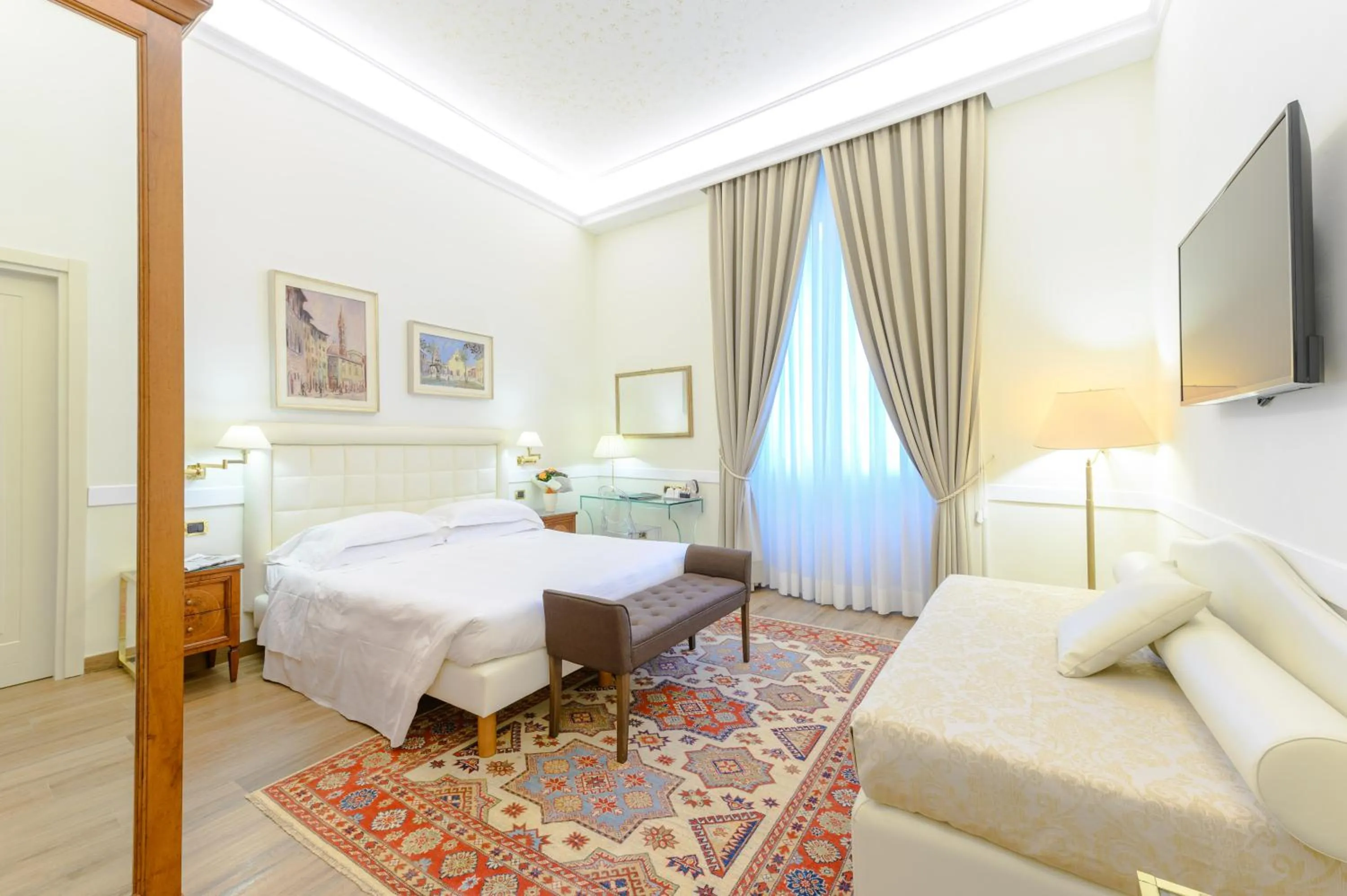 Photo of the whole room, Bed in Hotel Kraft