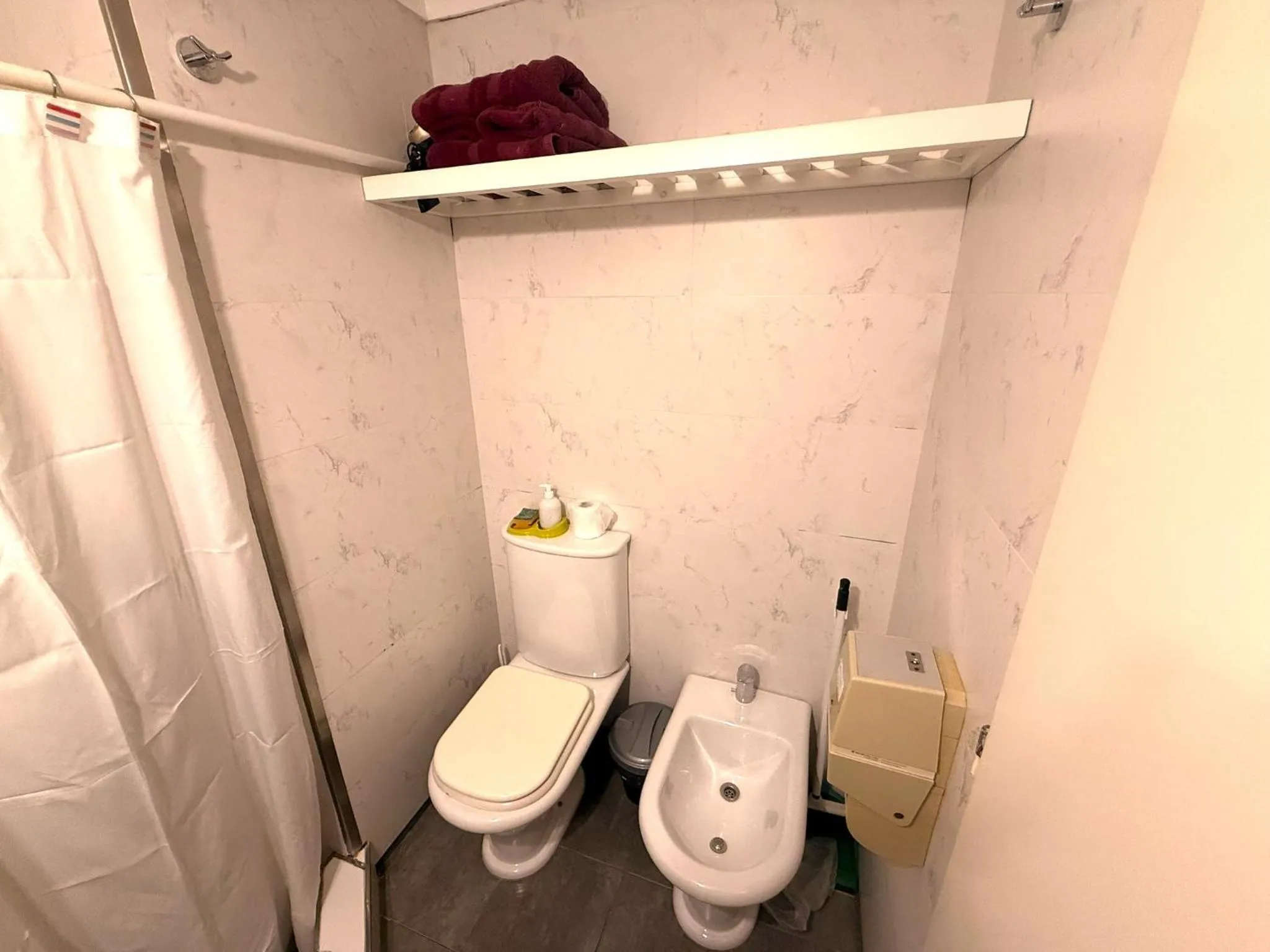 Shower in Edificio Recoleta - Hoteles Recoleta