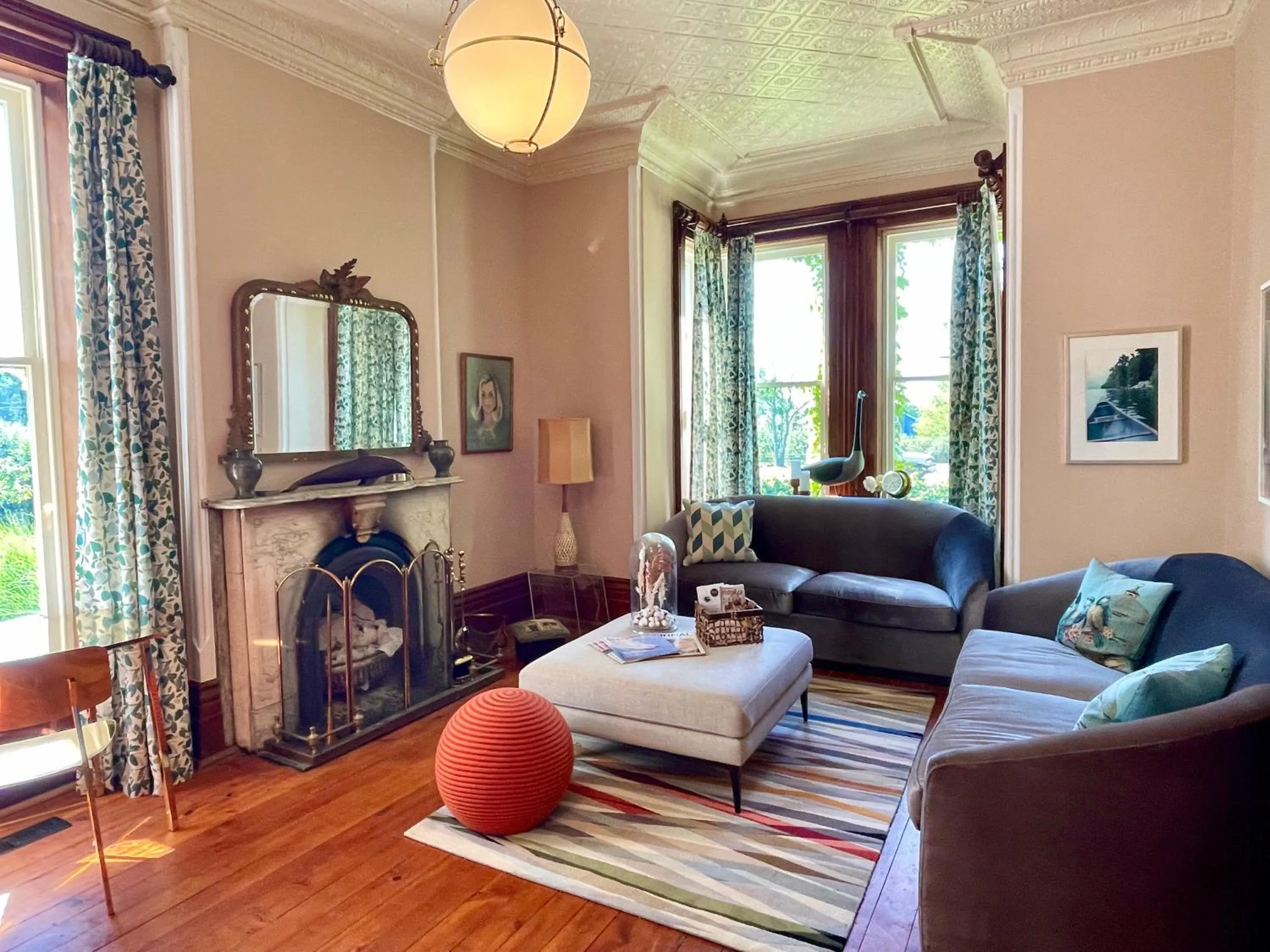 Living room in The Eddie Hotel and Farm