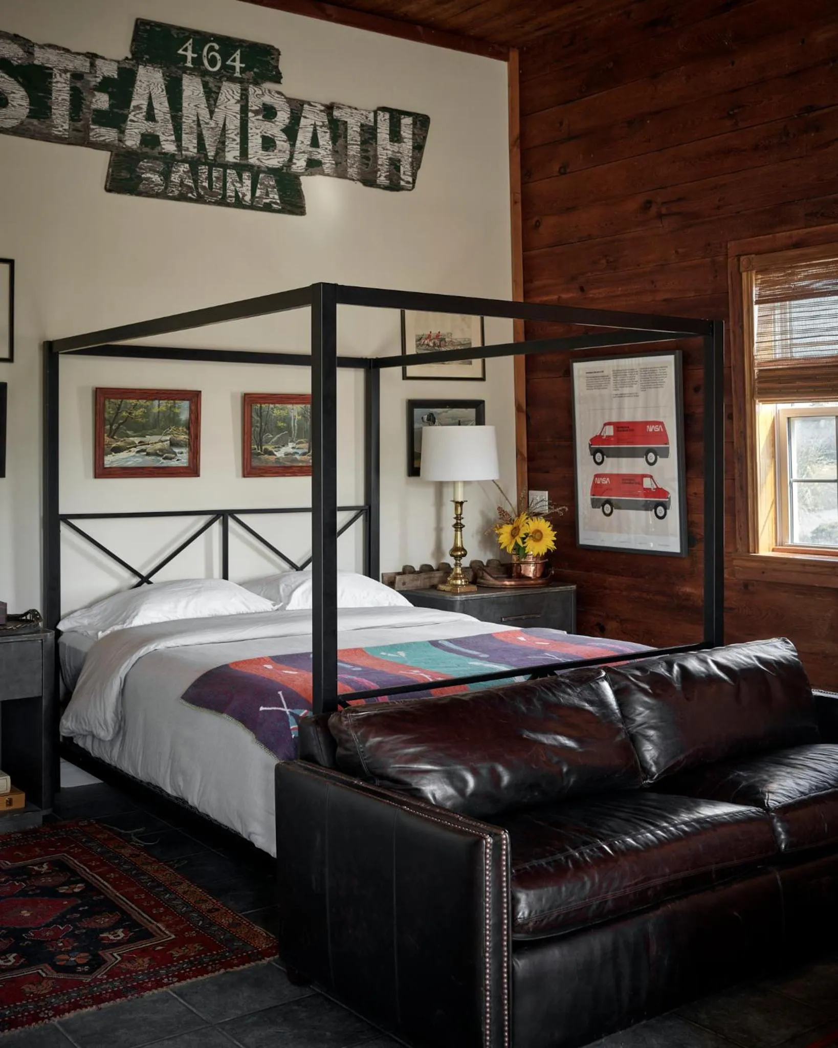 Bed in The Eddie Hotel and Farm