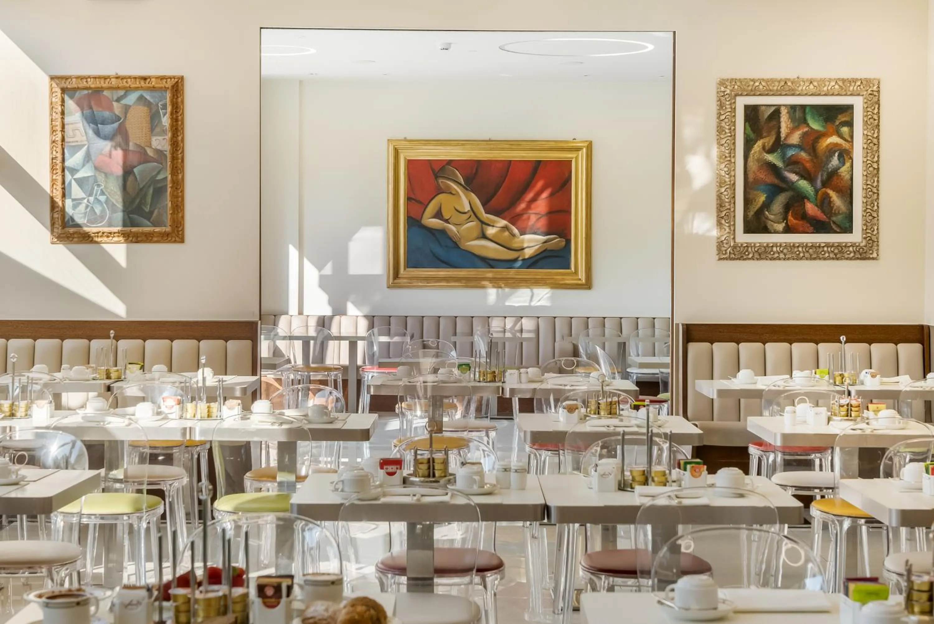 Breakfast in Art Hotel Navigli