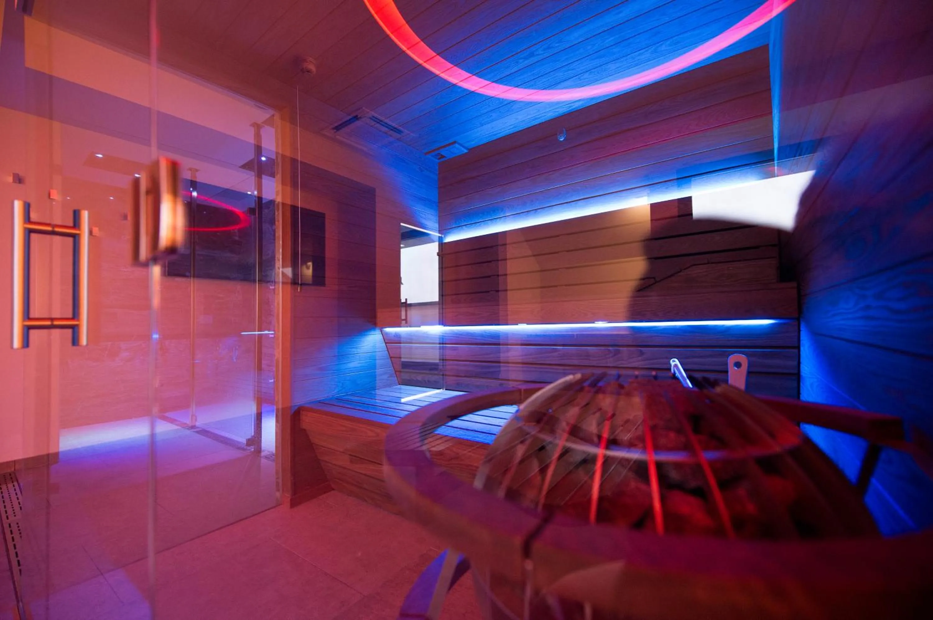 Hot Tub, Bed in Art Hotel Navigli