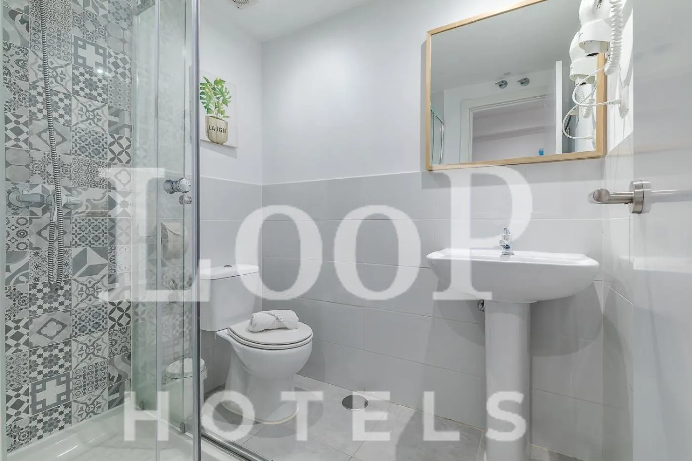 Toilet in LooP America