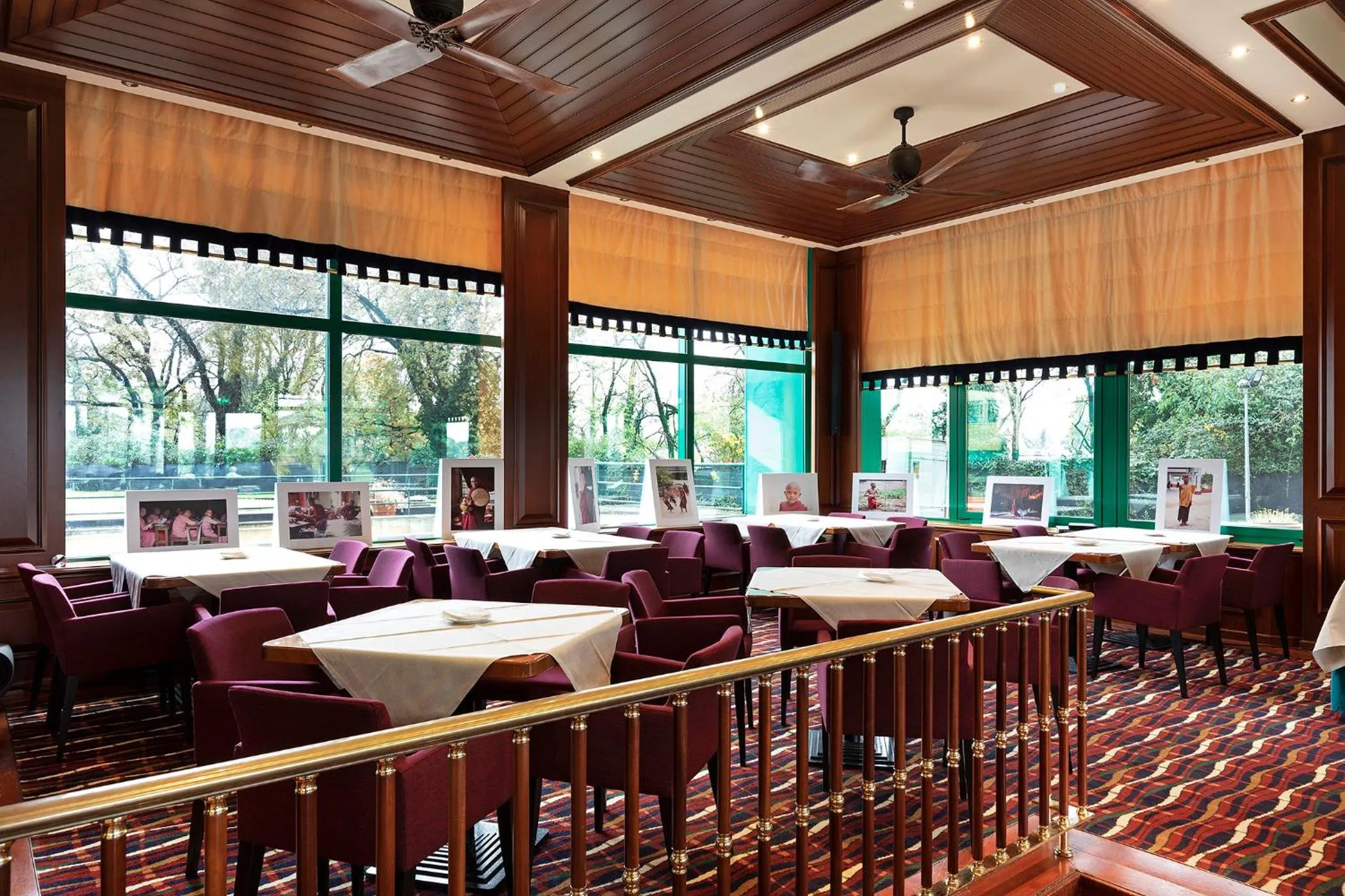 Patio in Royal Garden Assago Milano