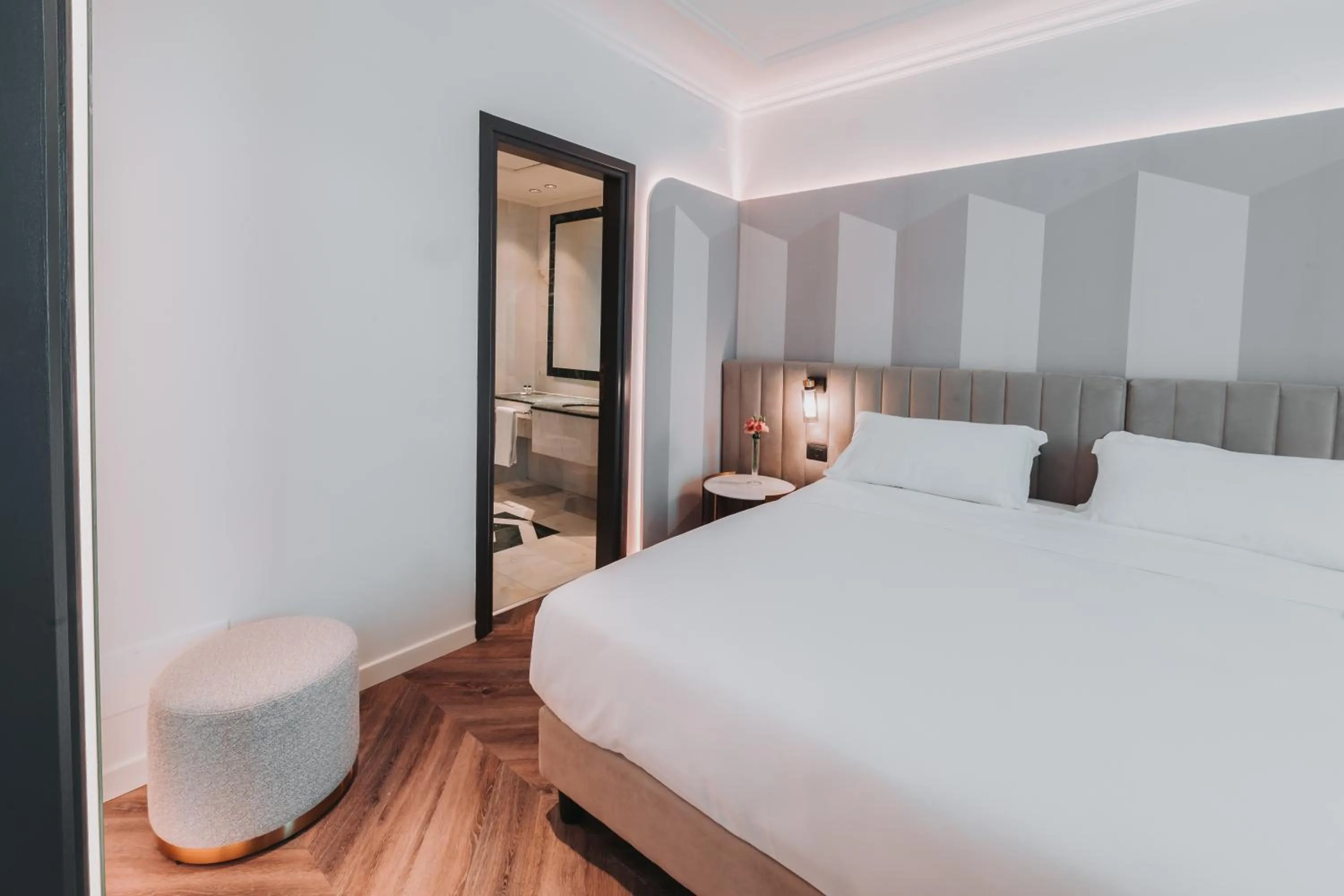 Bedroom, Bed in Royal Garden Assago Milano