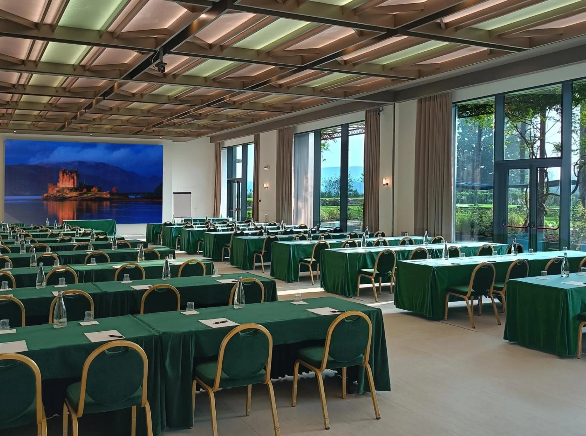 Meeting/conference room in Royal Garden Assago Milano
