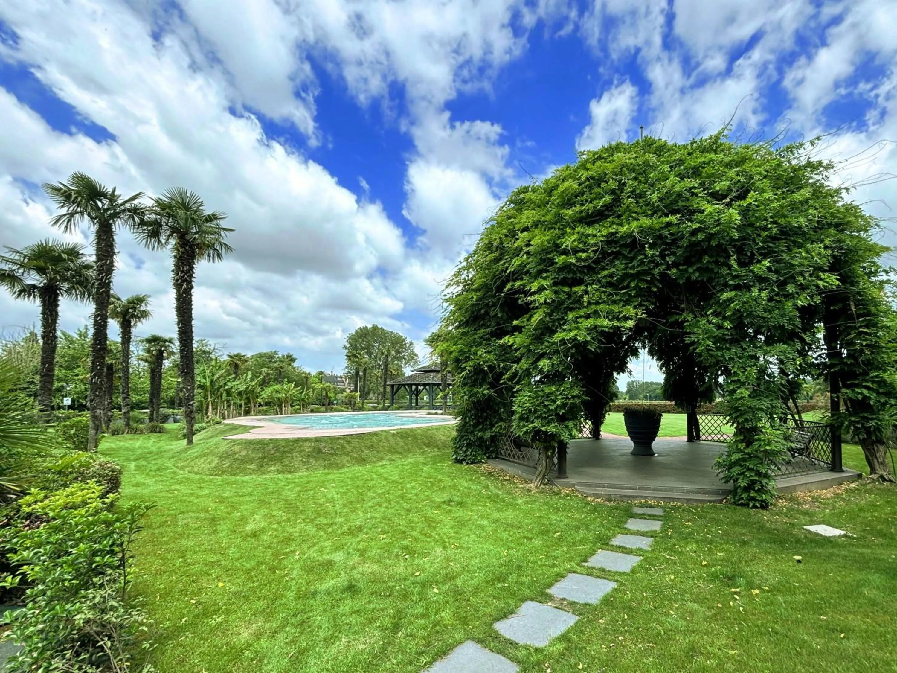 Garden in Royal Garden Assago Milano