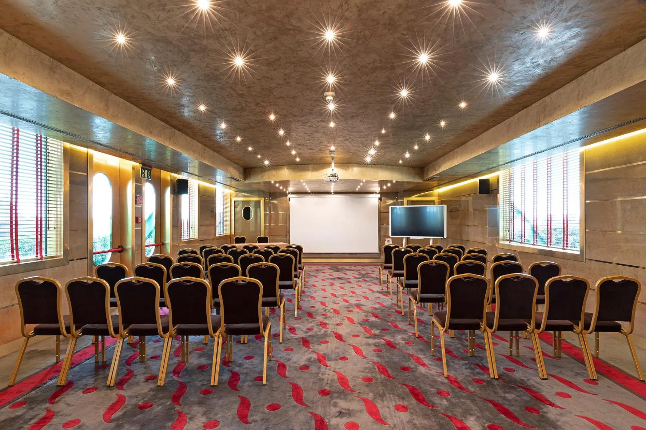 Meeting/conference room in Royal Garden Assago Milano