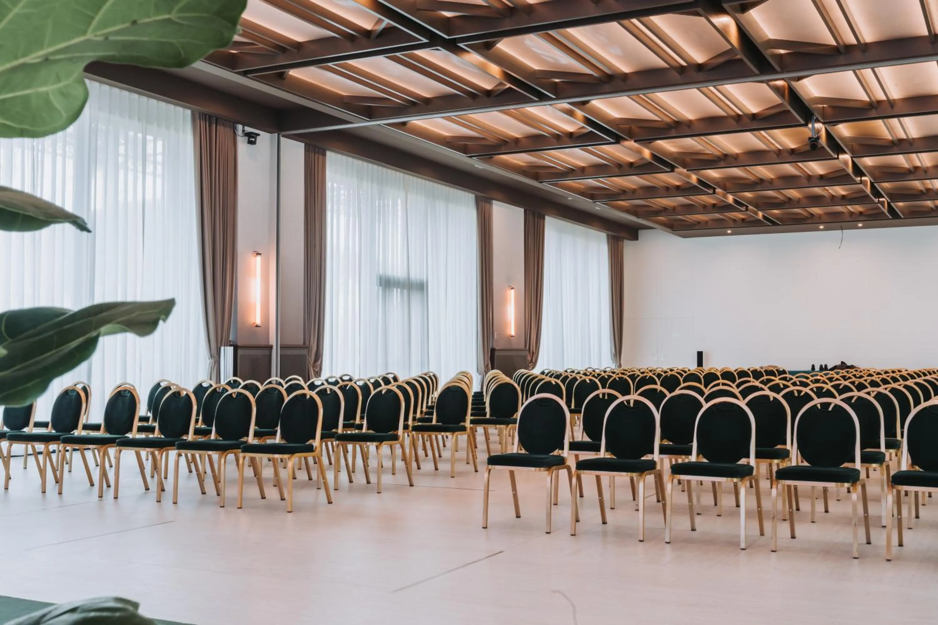 Meeting/conference room in Royal Garden Assago Milano