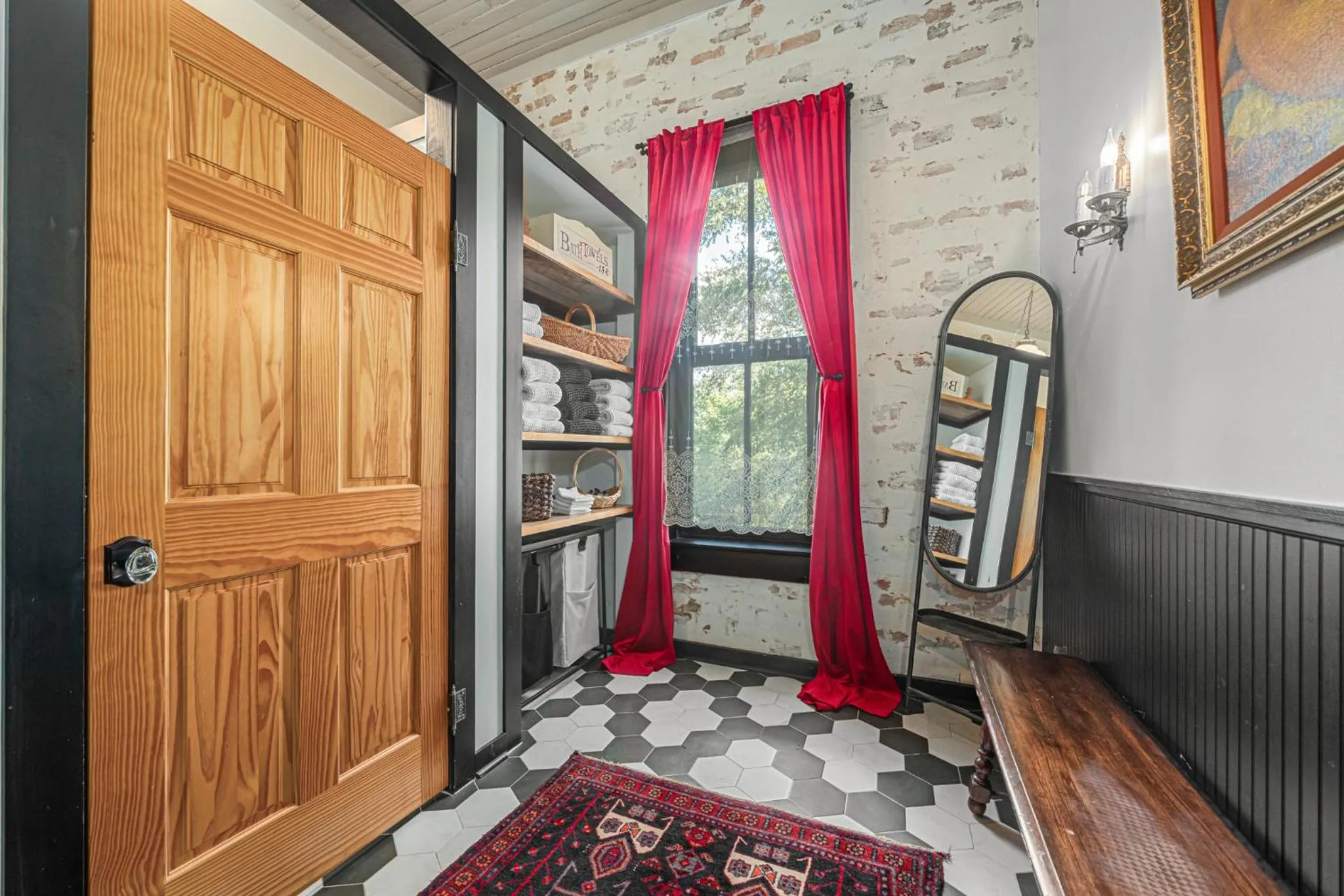 Bathroom, Bed in Beard and Lady Inn