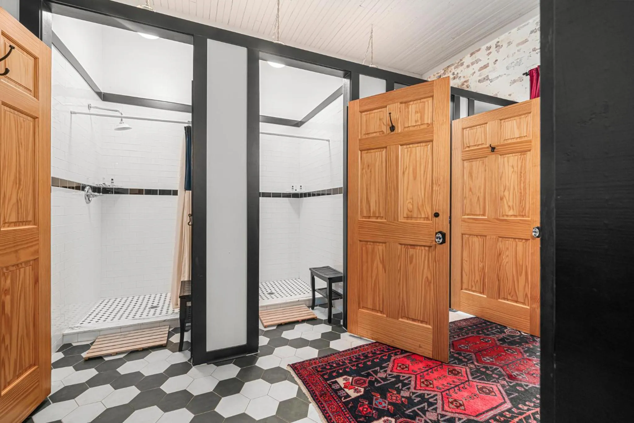 Bathroom in Beard and Lady Inn