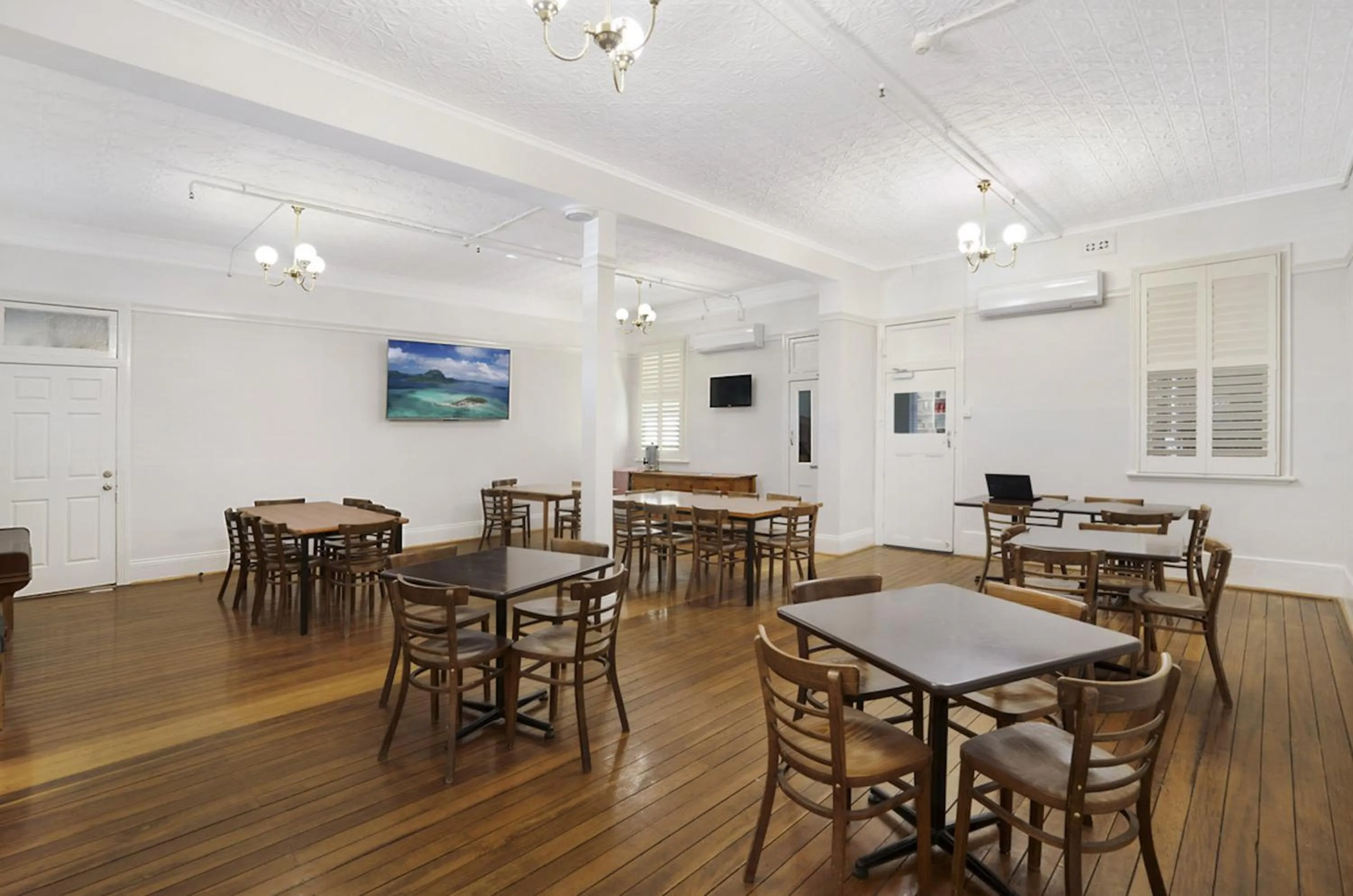 Dining area in Central Hotel Stroud