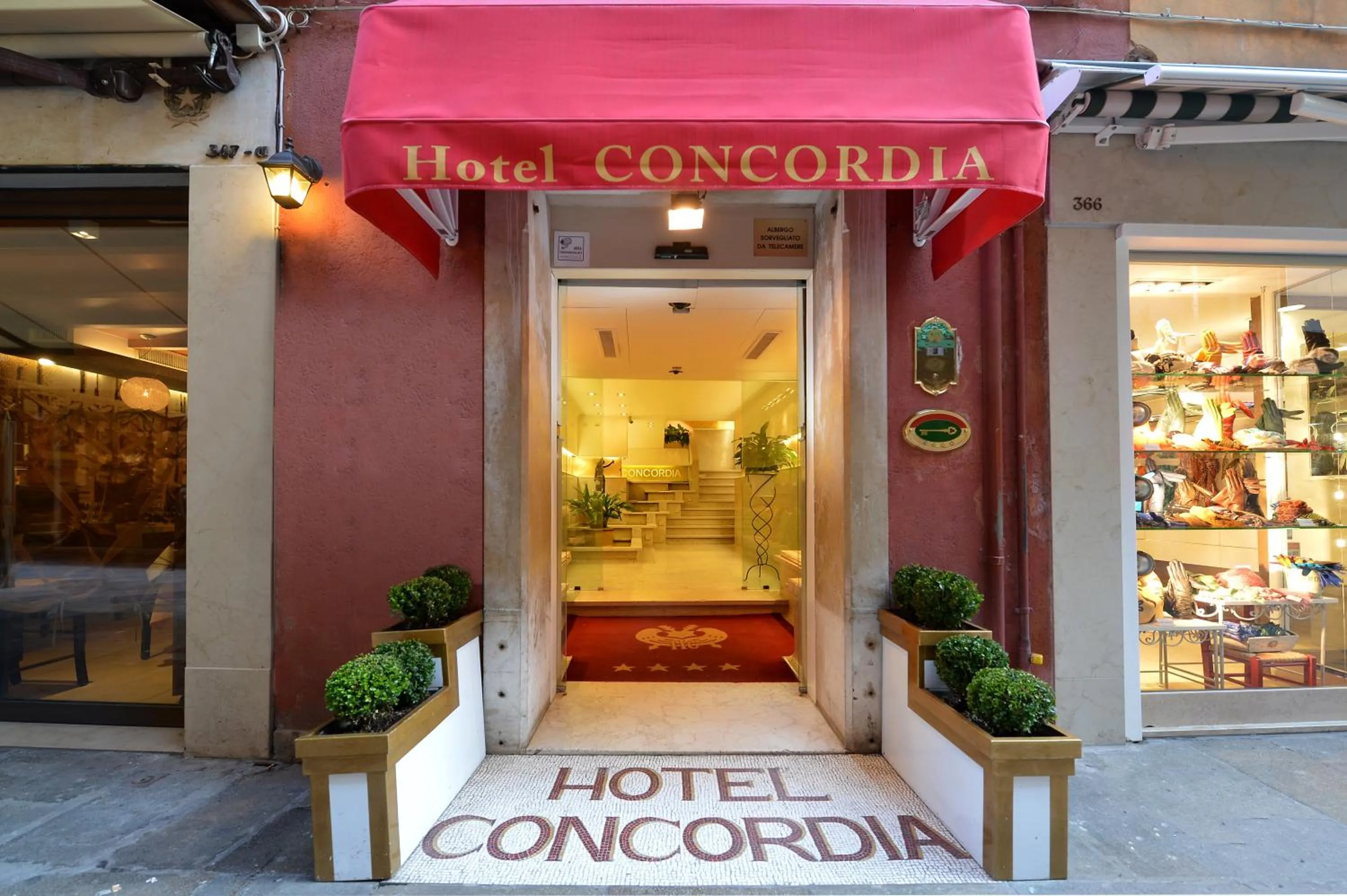 Facade/entrance in Hotel Concordia