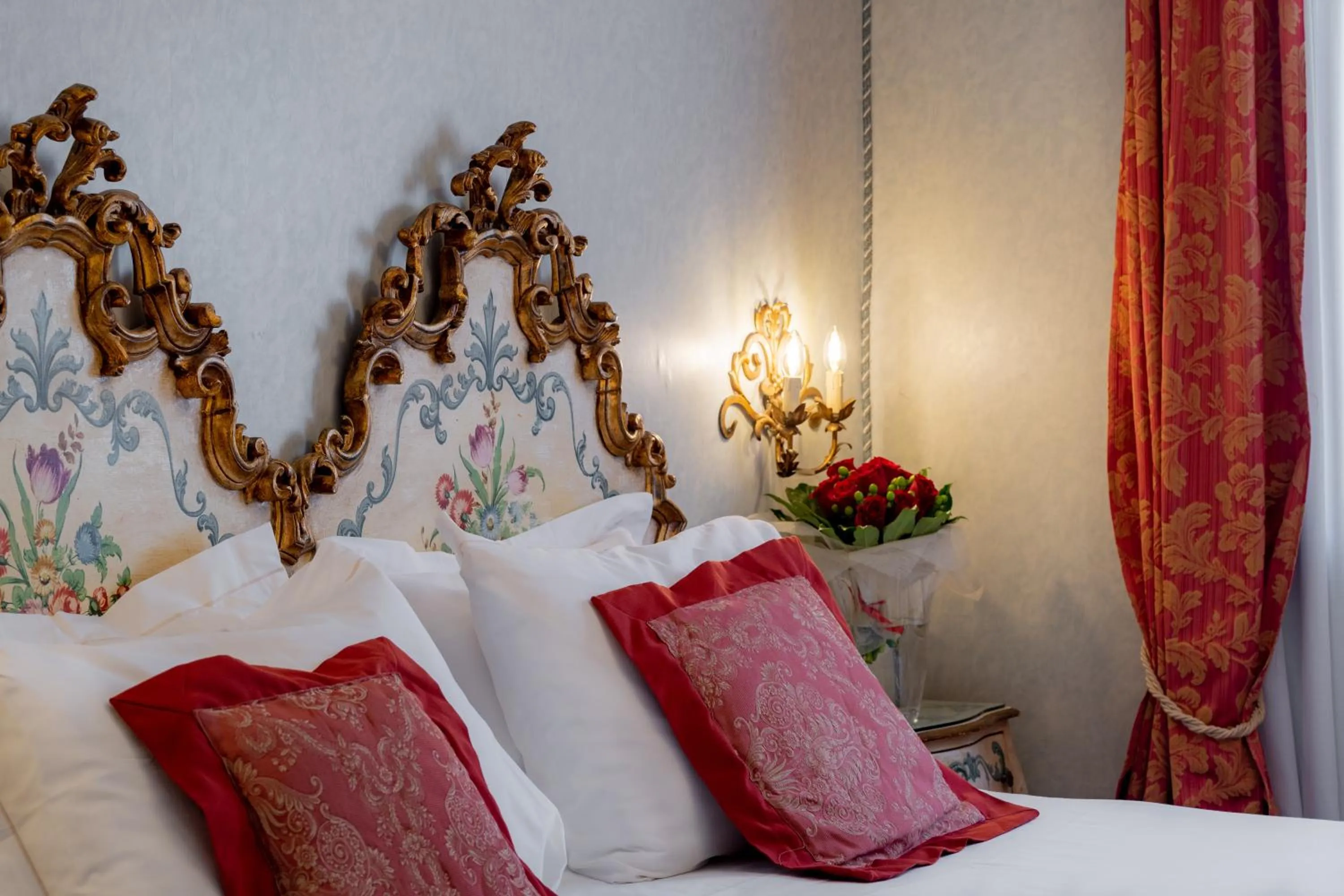 Bed in Hotel Concordia