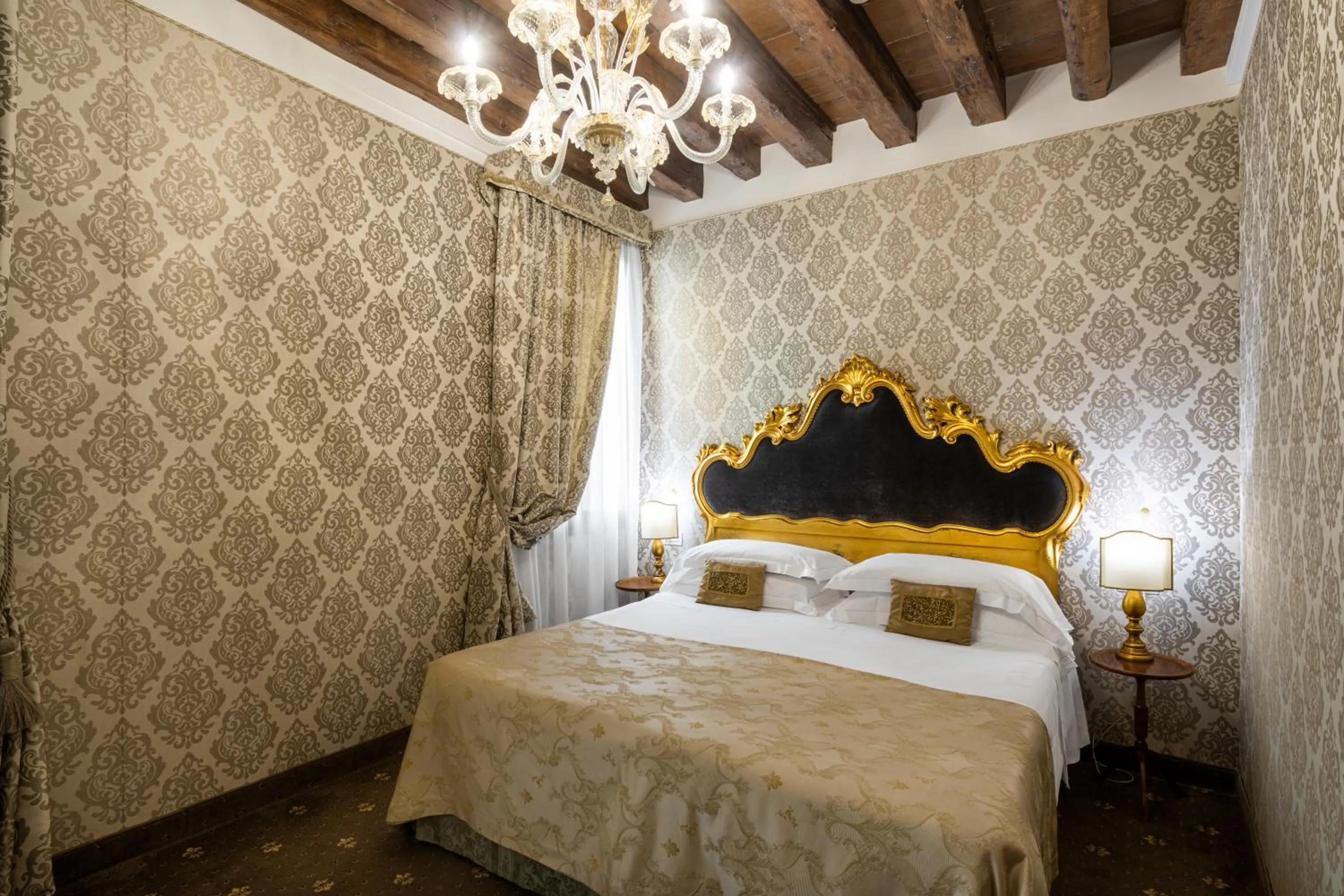 Photo of the whole room, Bed in Hotel Concordia