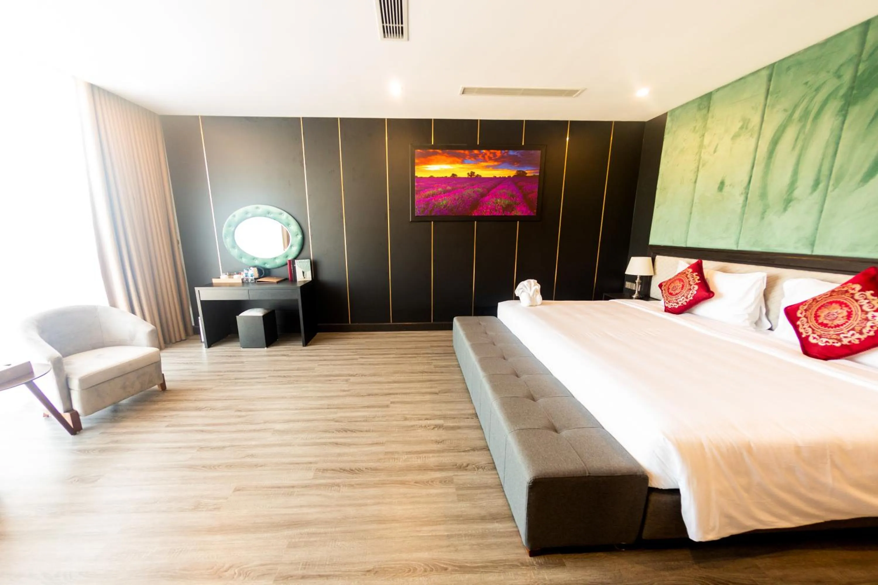 Bed in DIAMOND HOTEL VÂN ĐỒN