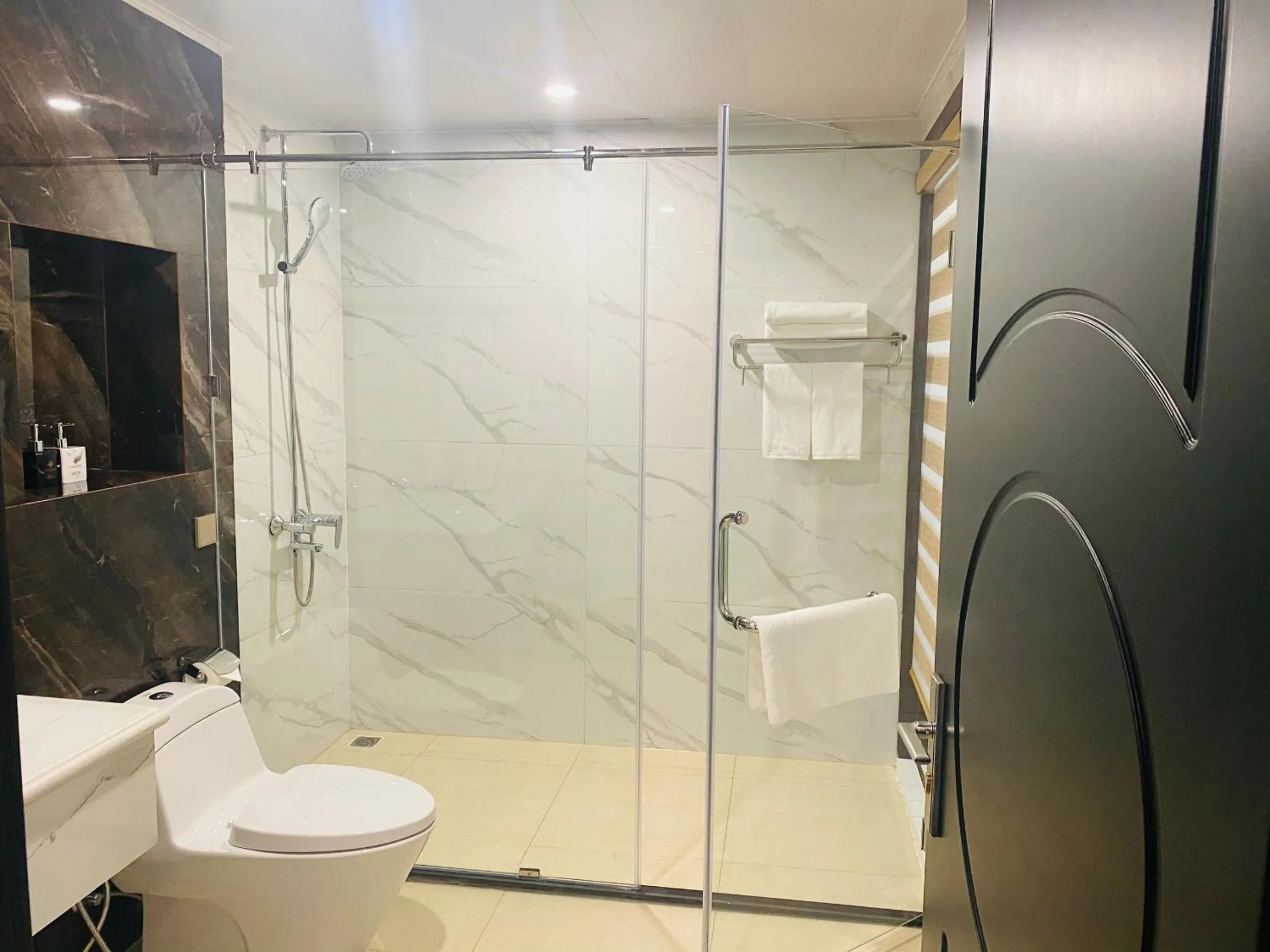 DIAMOND HOTEL VÂN ĐỒN