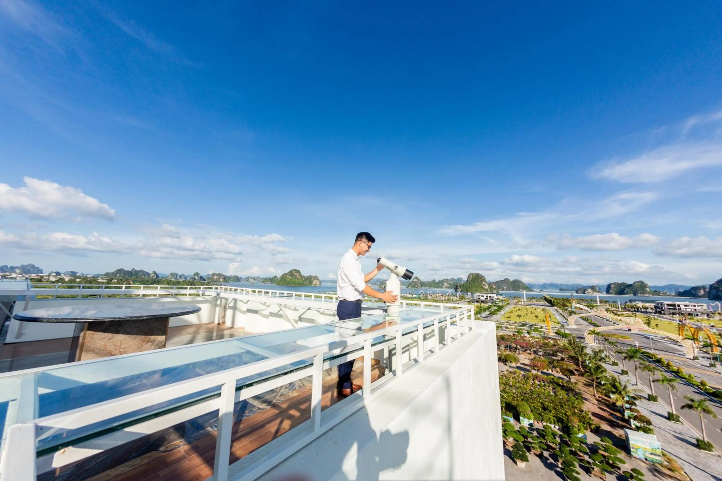 View (from property/room) in DIAMOND HOTEL VÂN ĐỒN