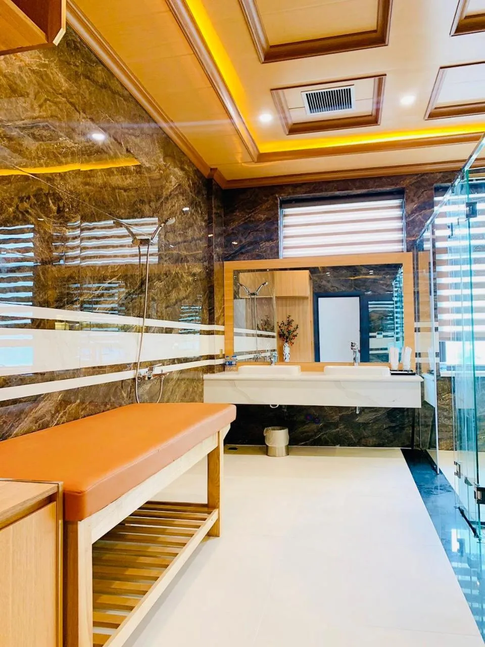 DIAMOND HOTEL VÂN ĐỒN