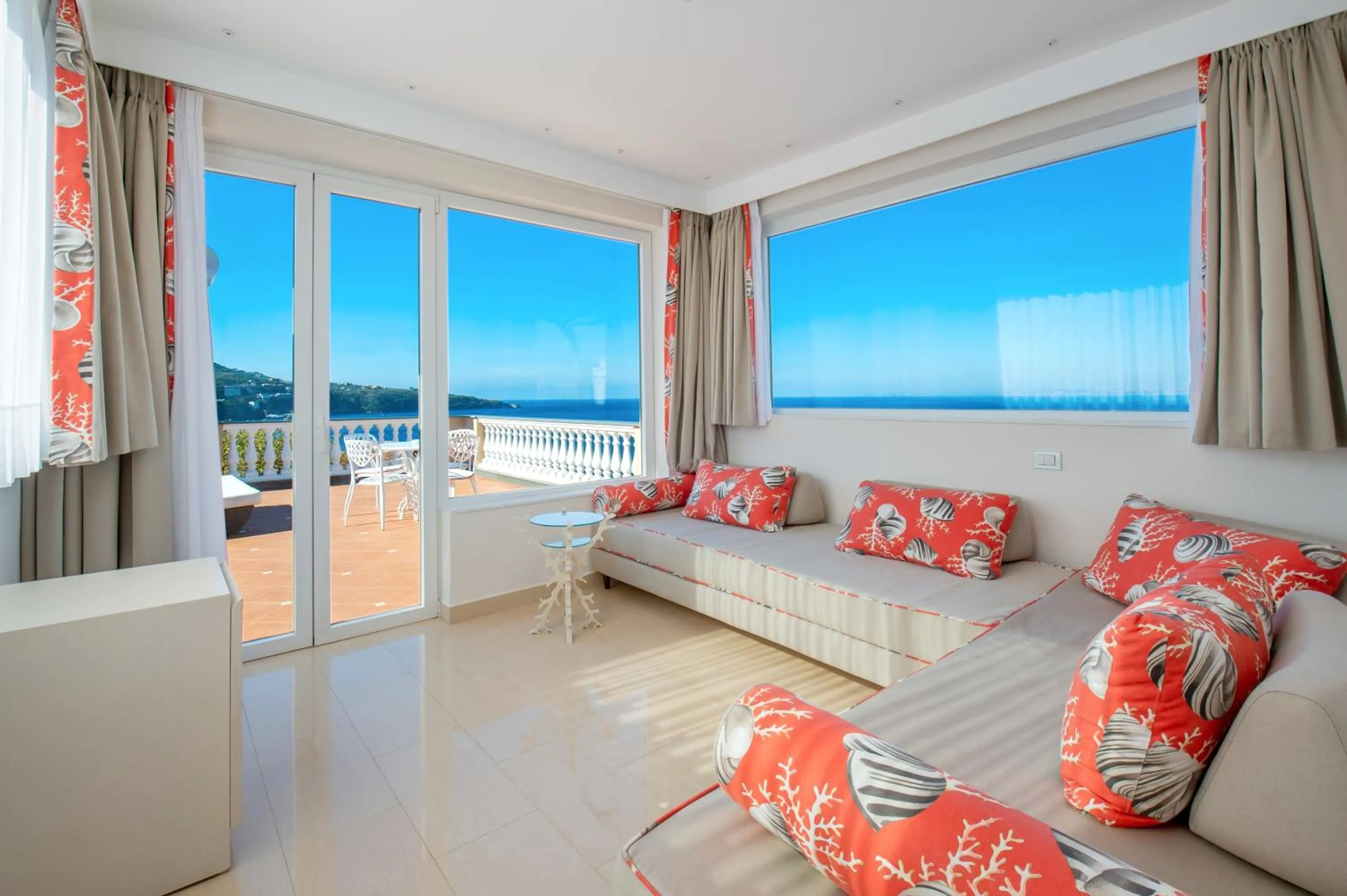 Seating area in Hotel Corallo Sorrento