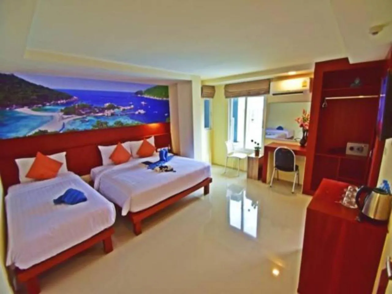 Bedroom in Patong Buri Resort