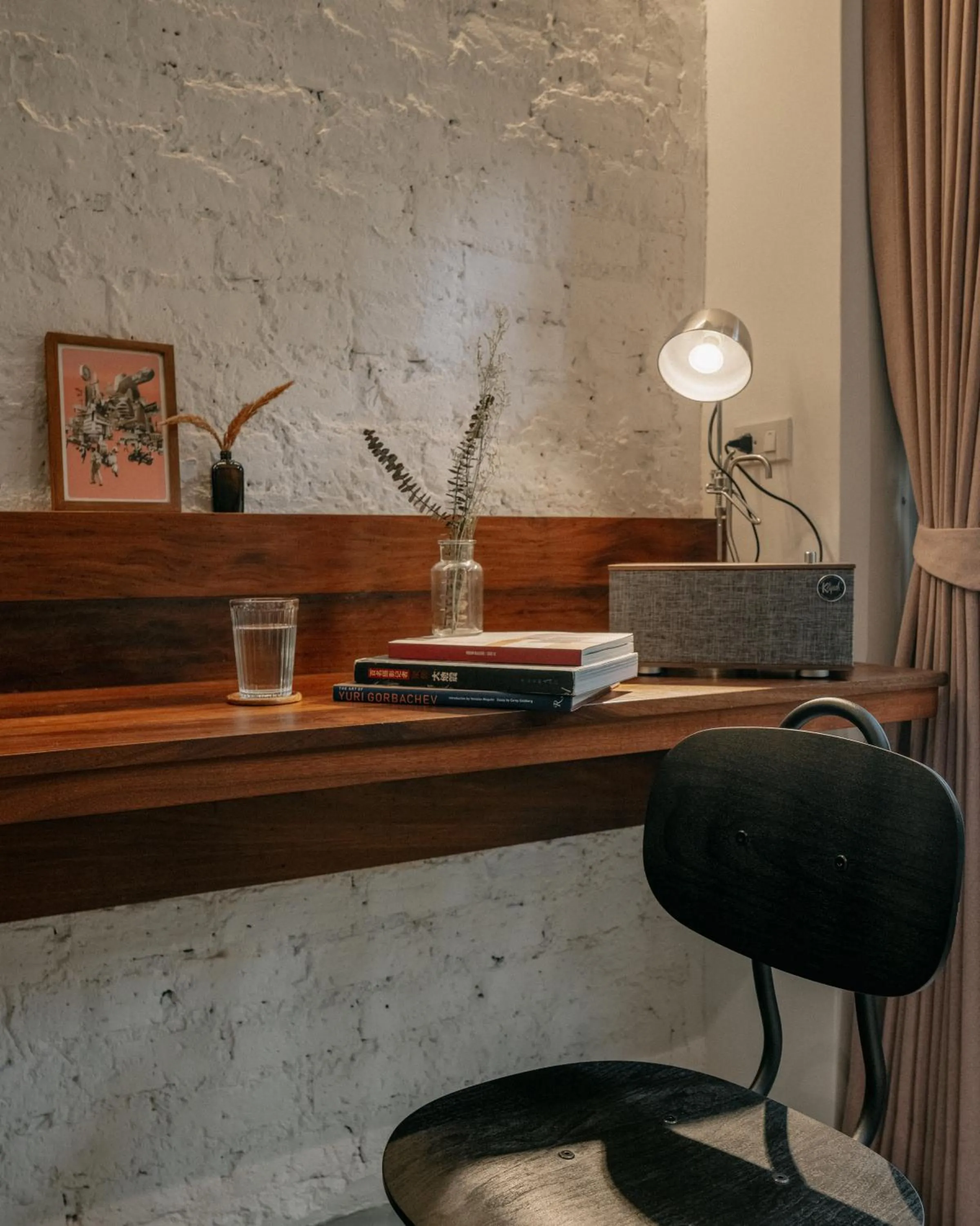 Seating area in Tamni