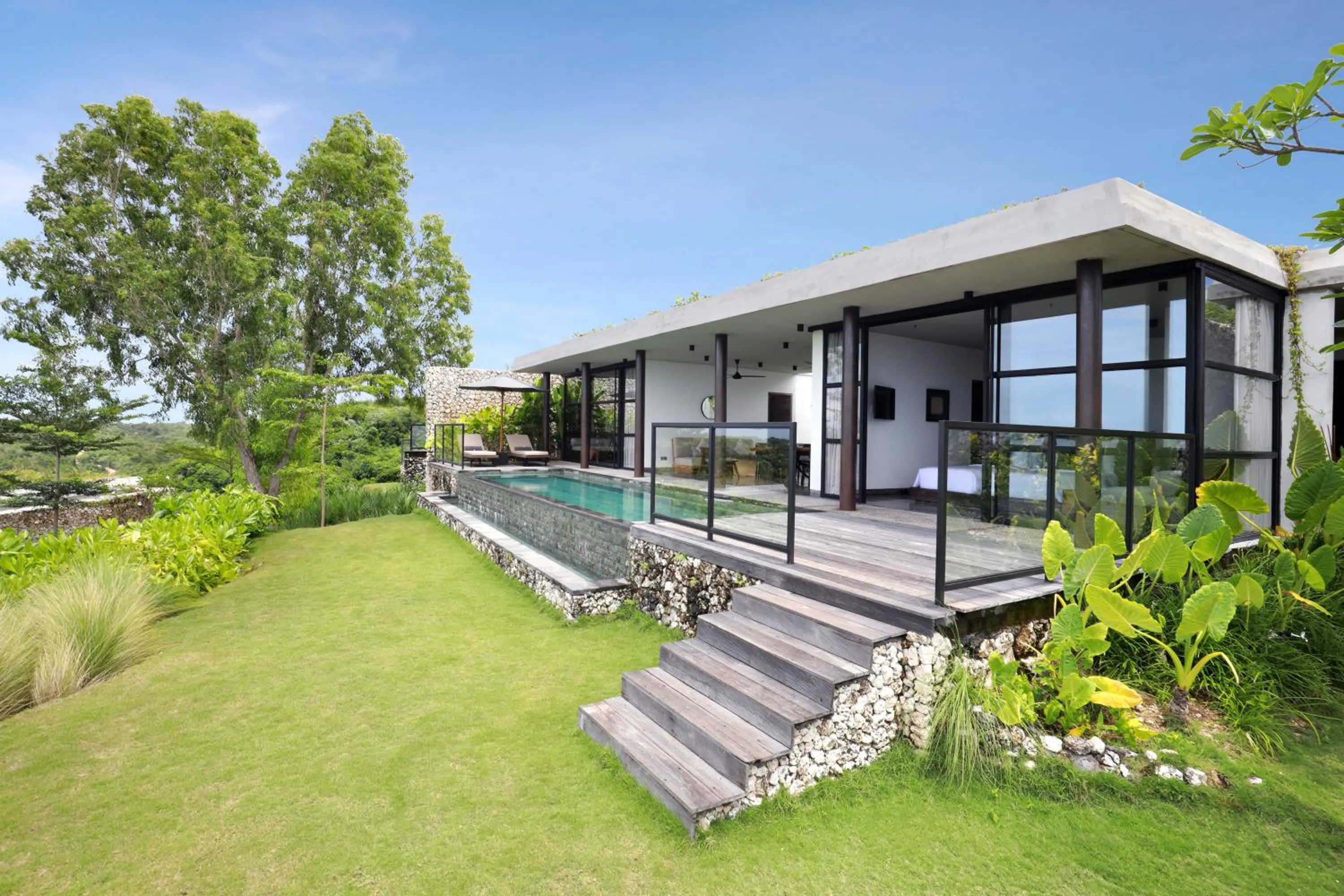 Property building in MAUA Nusa Penida Bali