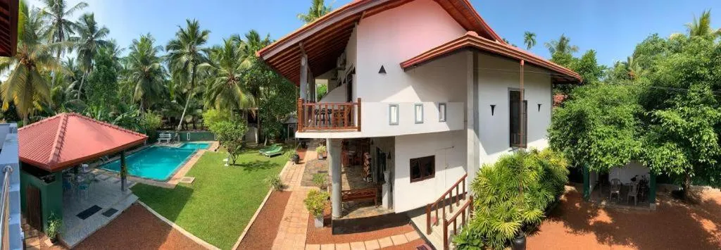 Property building, Pool View in Canal Villa